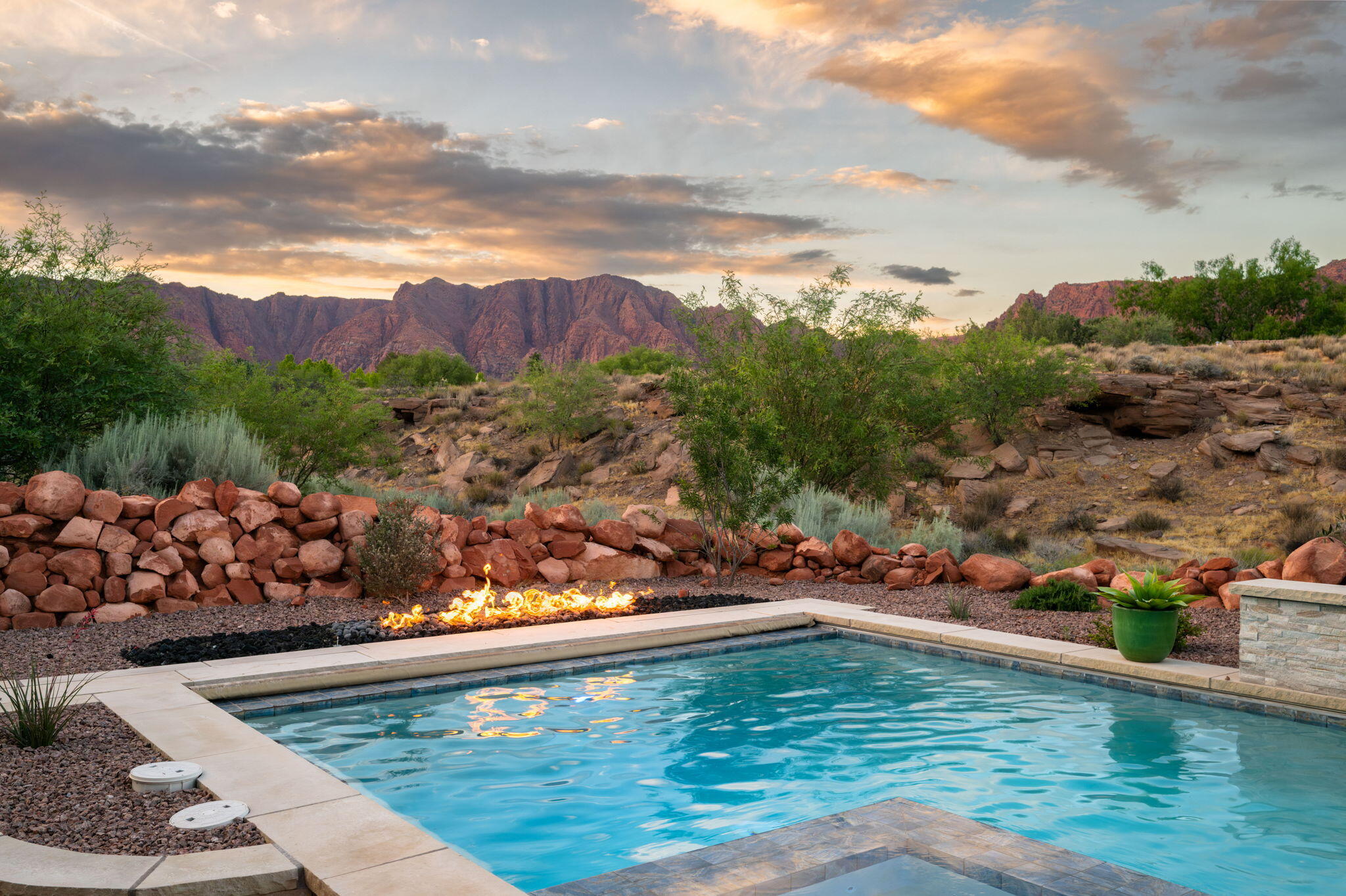 WILLOW SPRINGS - Residential