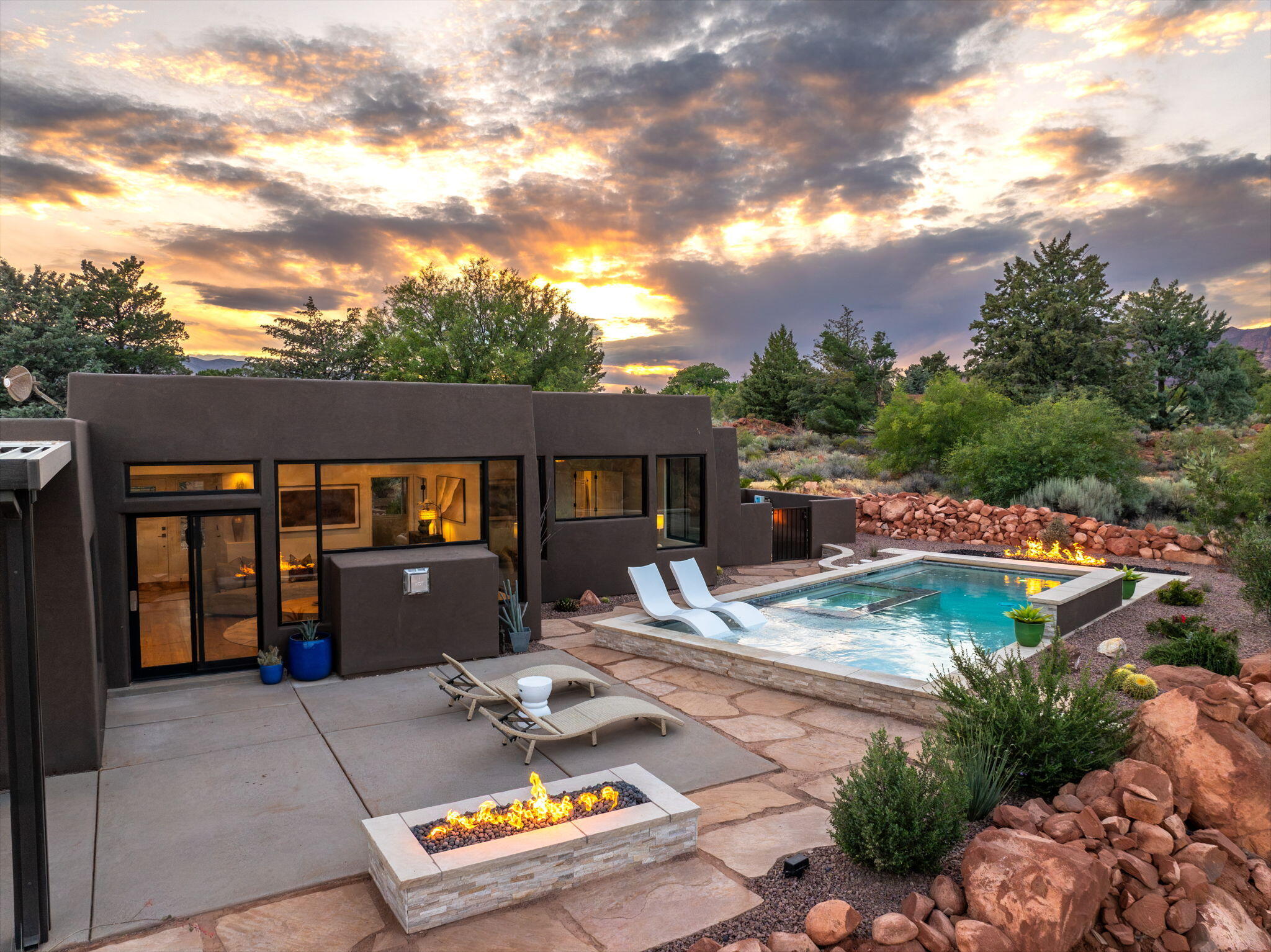 WILLOW SPRINGS - Residential