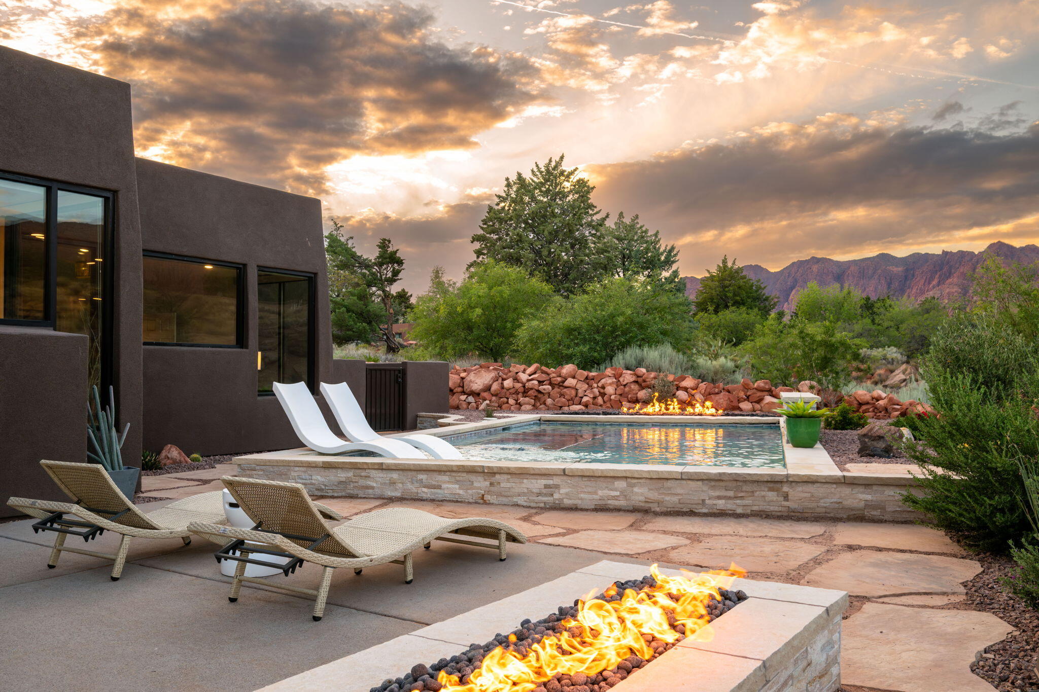 WILLOW SPRINGS - Residential