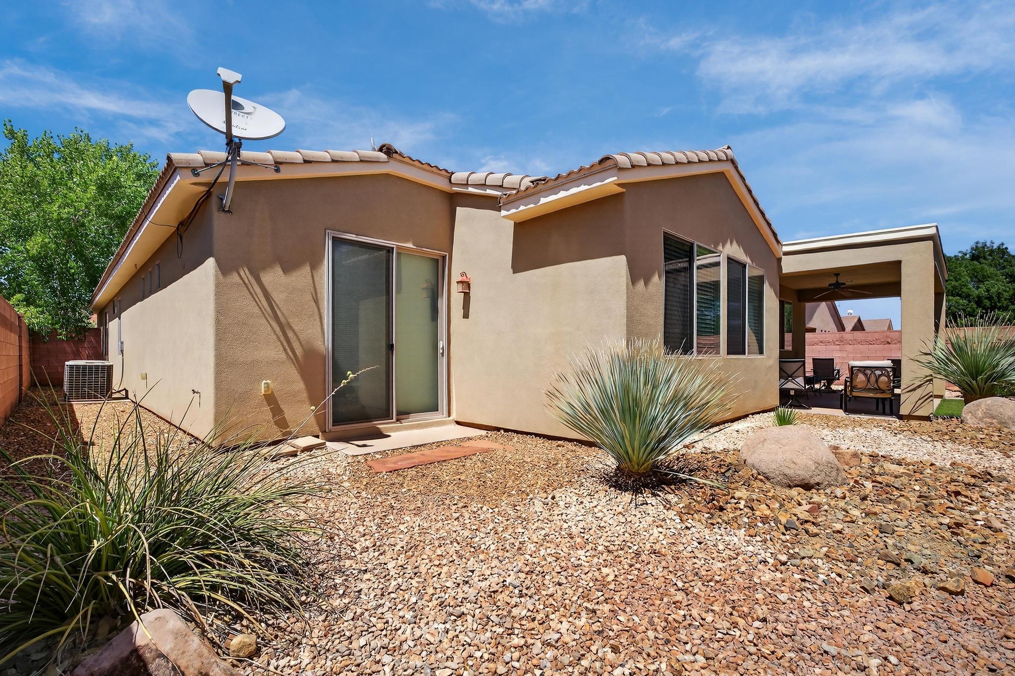 CORAL CANYON - Residential