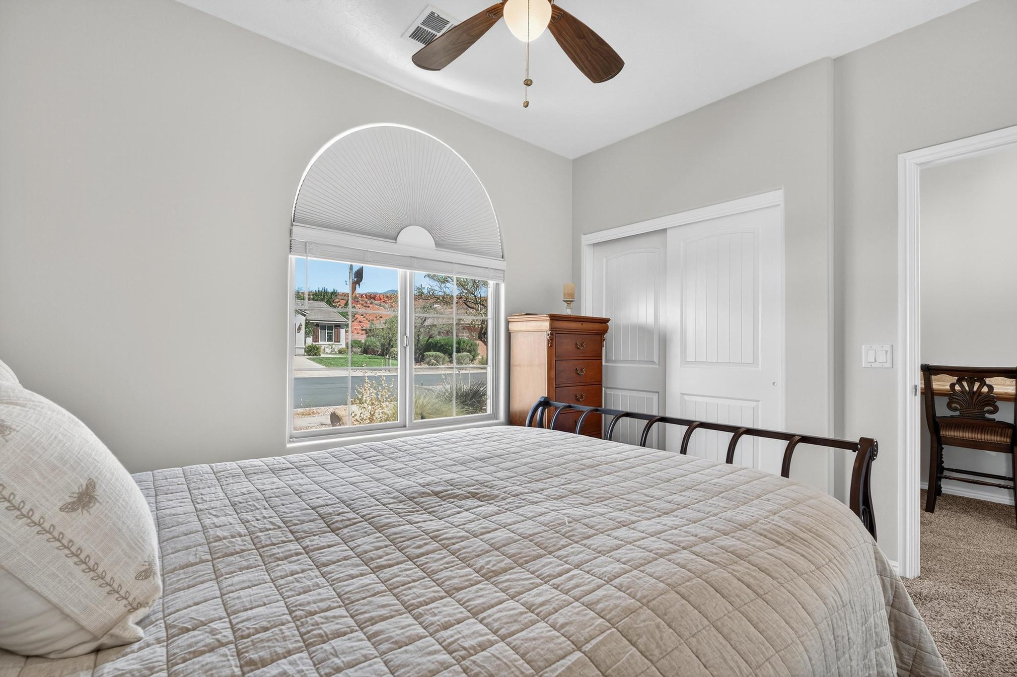 CORAL CANYON - Residential