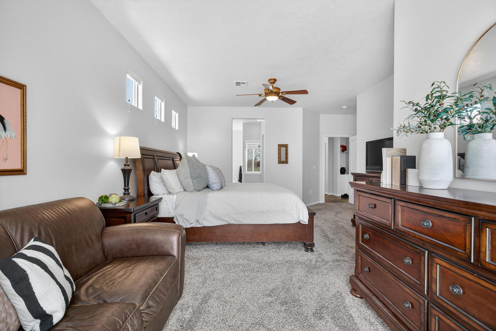 CORAL CANYON - Residential