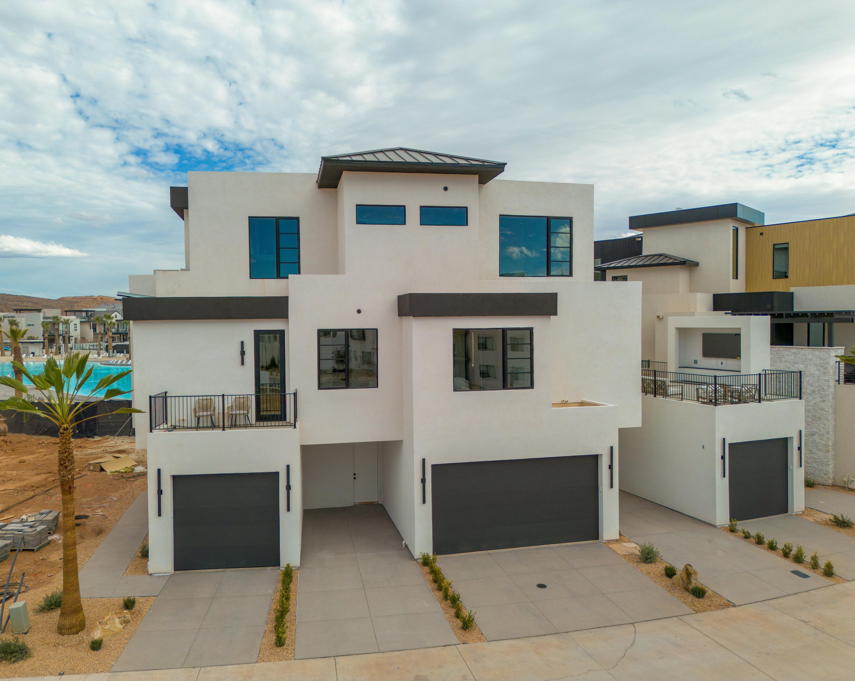 WATERS EDGE DESERT COLOR SHORES - Residential