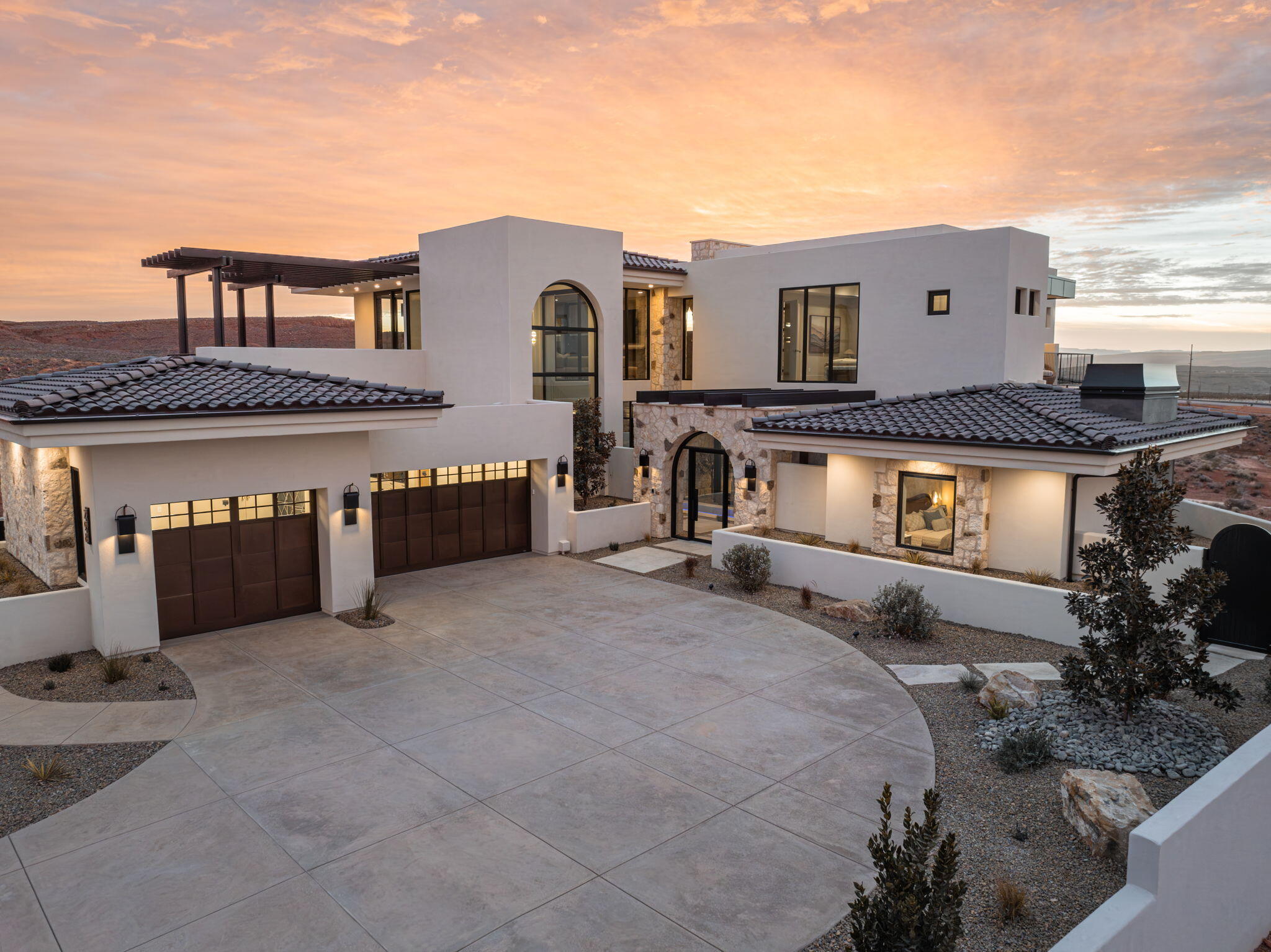 SOLENTE VILLAGE - Residential