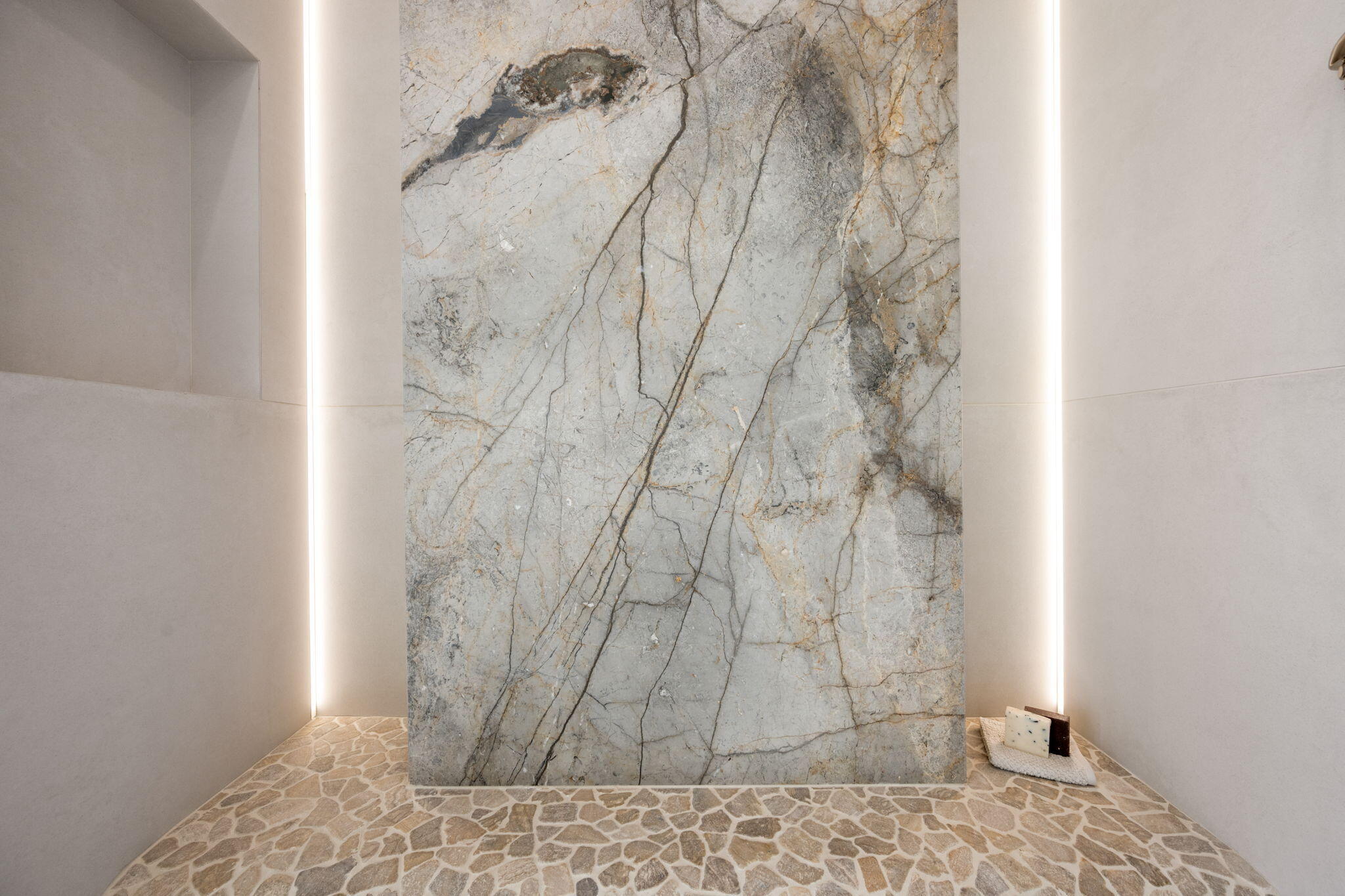 SOLENTE VILLAGE - Residential