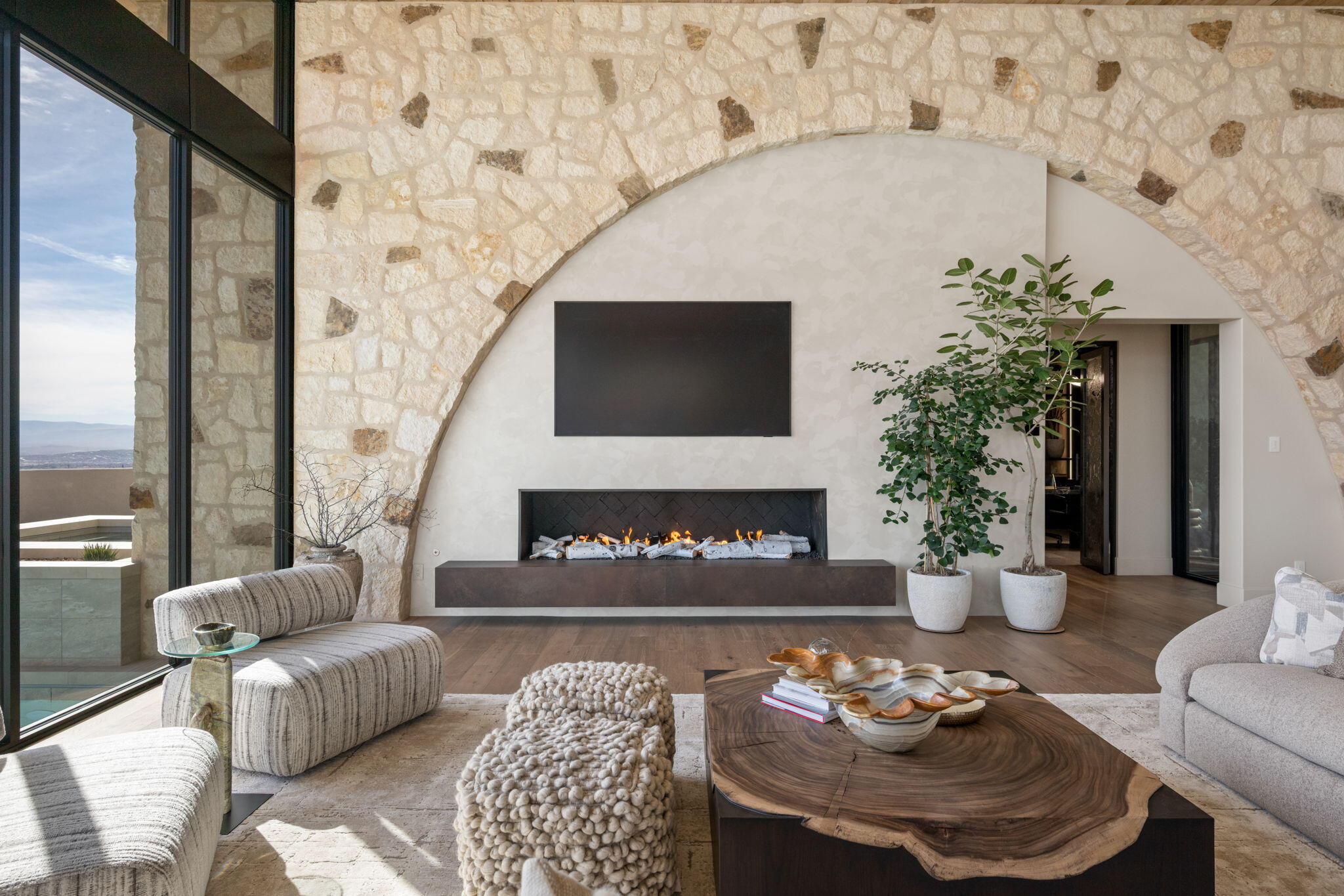 SOLENTE VILLAGE - Residential