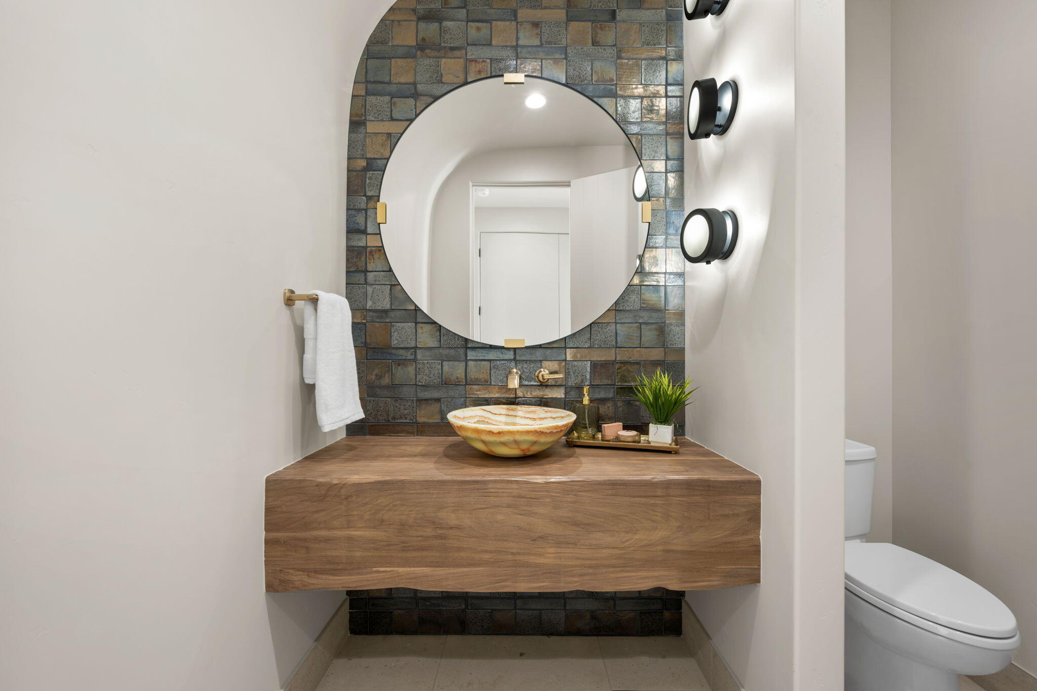 SOLENTE VILLAGE - Residential