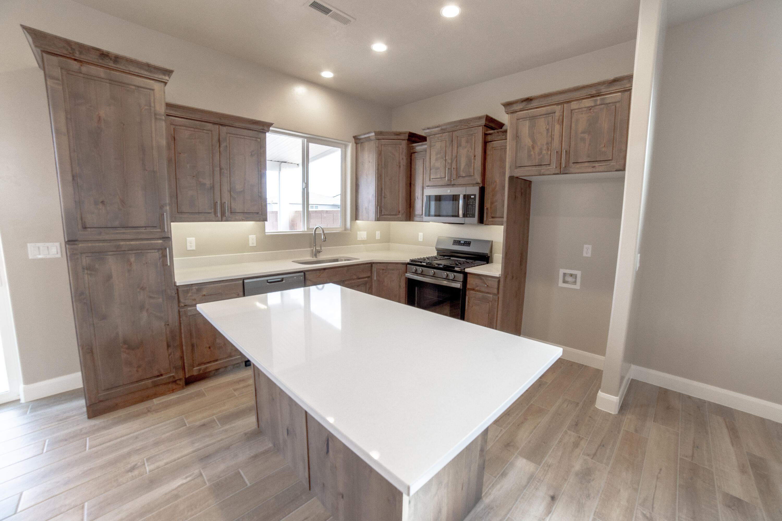 SKY VALLEY TOWNHOMES - Residential