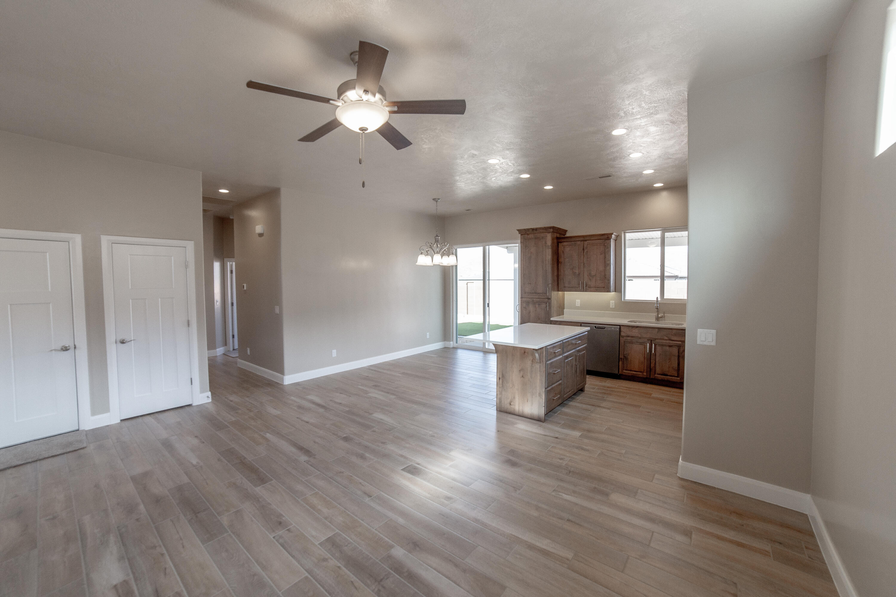 SKY VALLEY TOWNHOMES - Residential