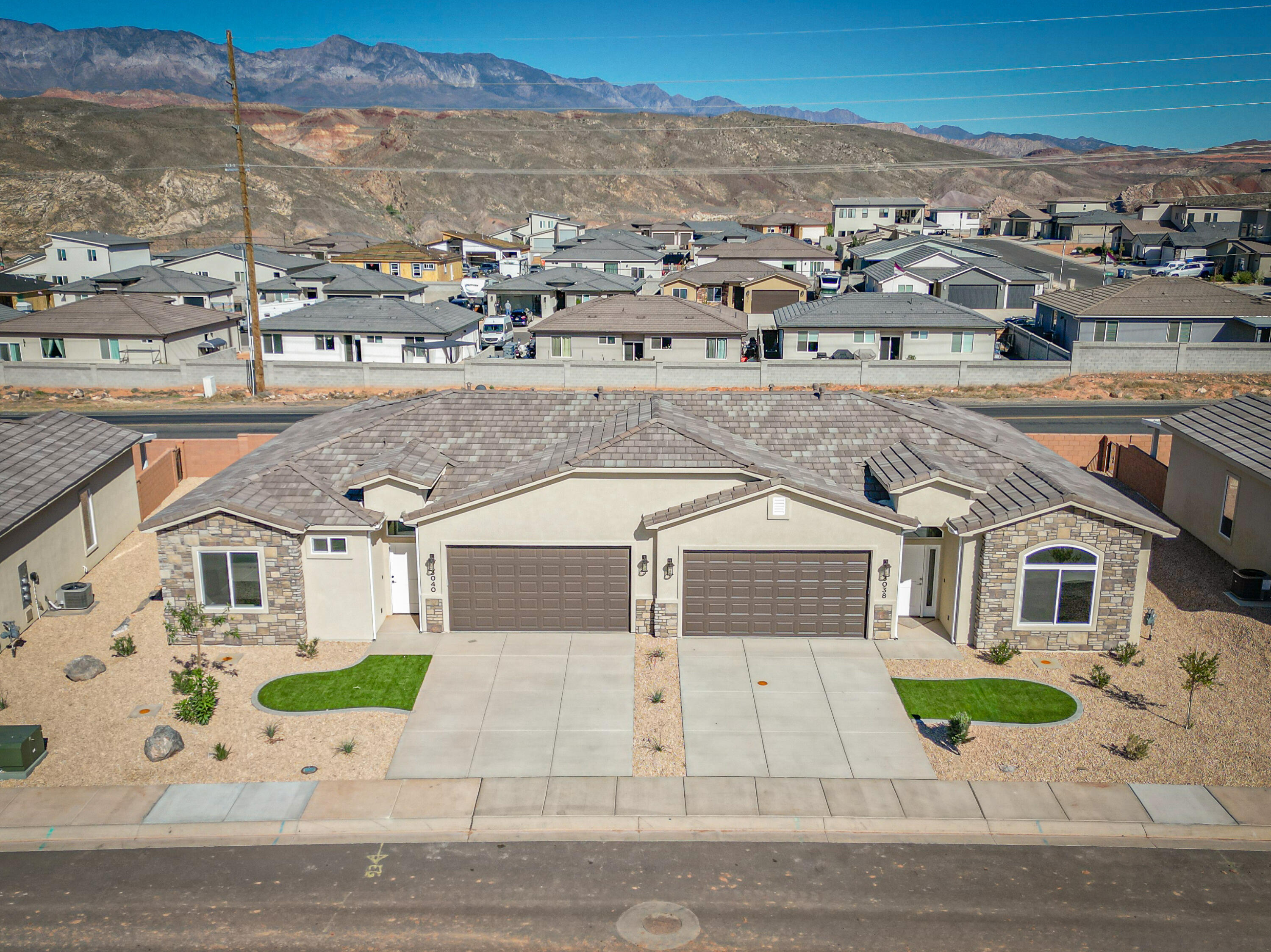 SKY VALLEY TOWNHOMES - Residential
