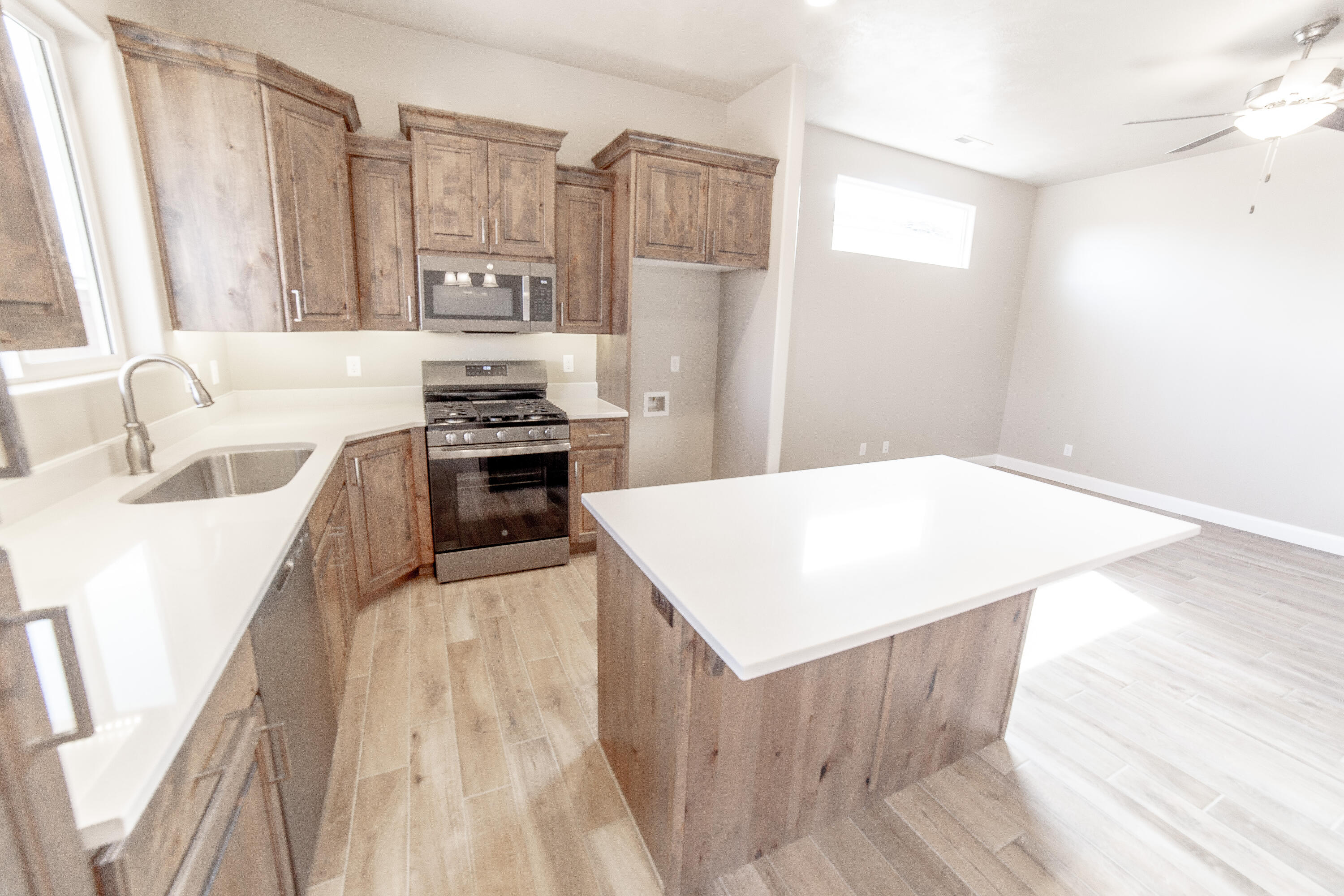 SKY VALLEY TOWNHOMES - Residential