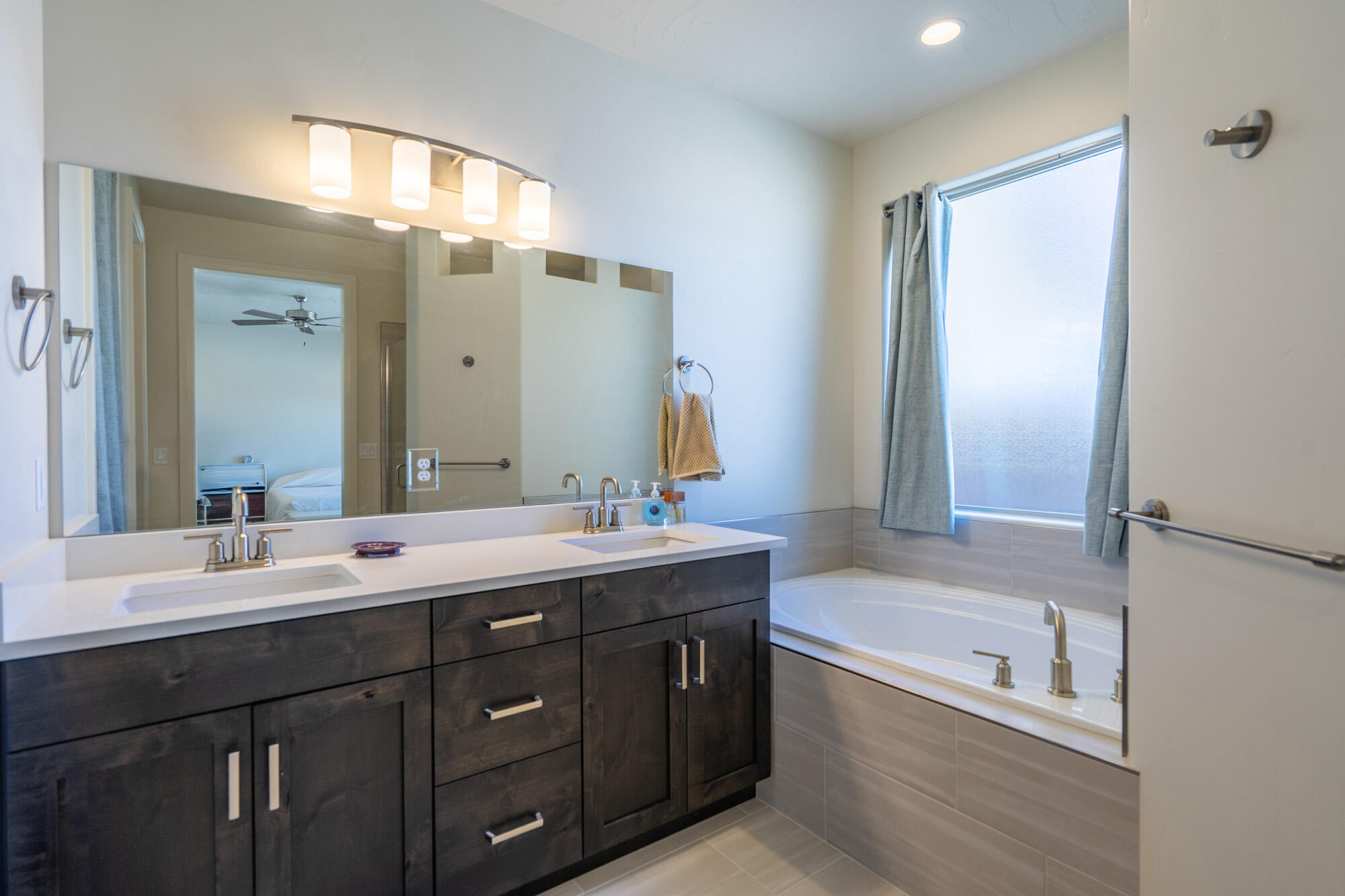 SHOOTING STAR - Residential