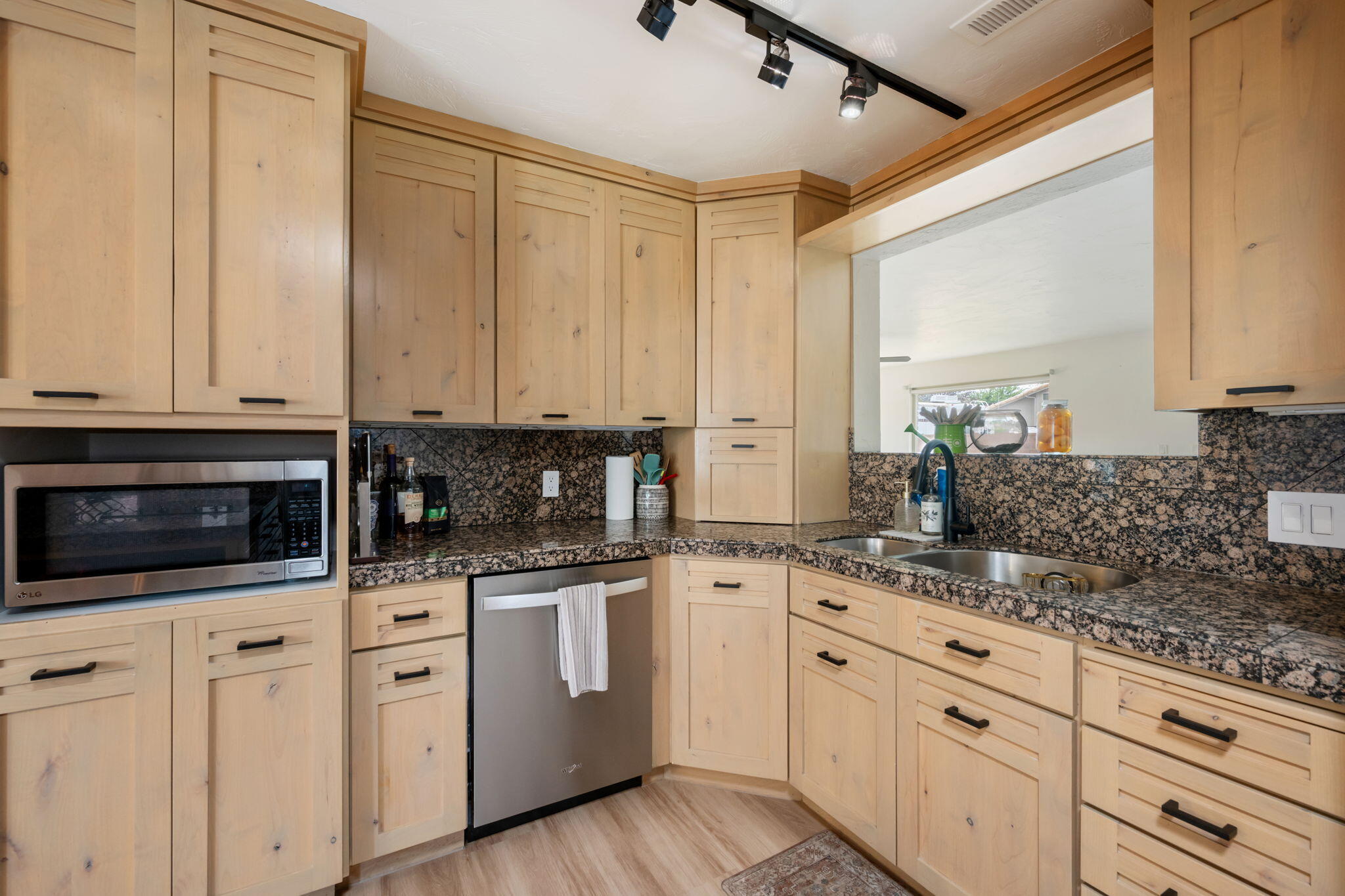 BLOOMINGTON RANCHES - Residential