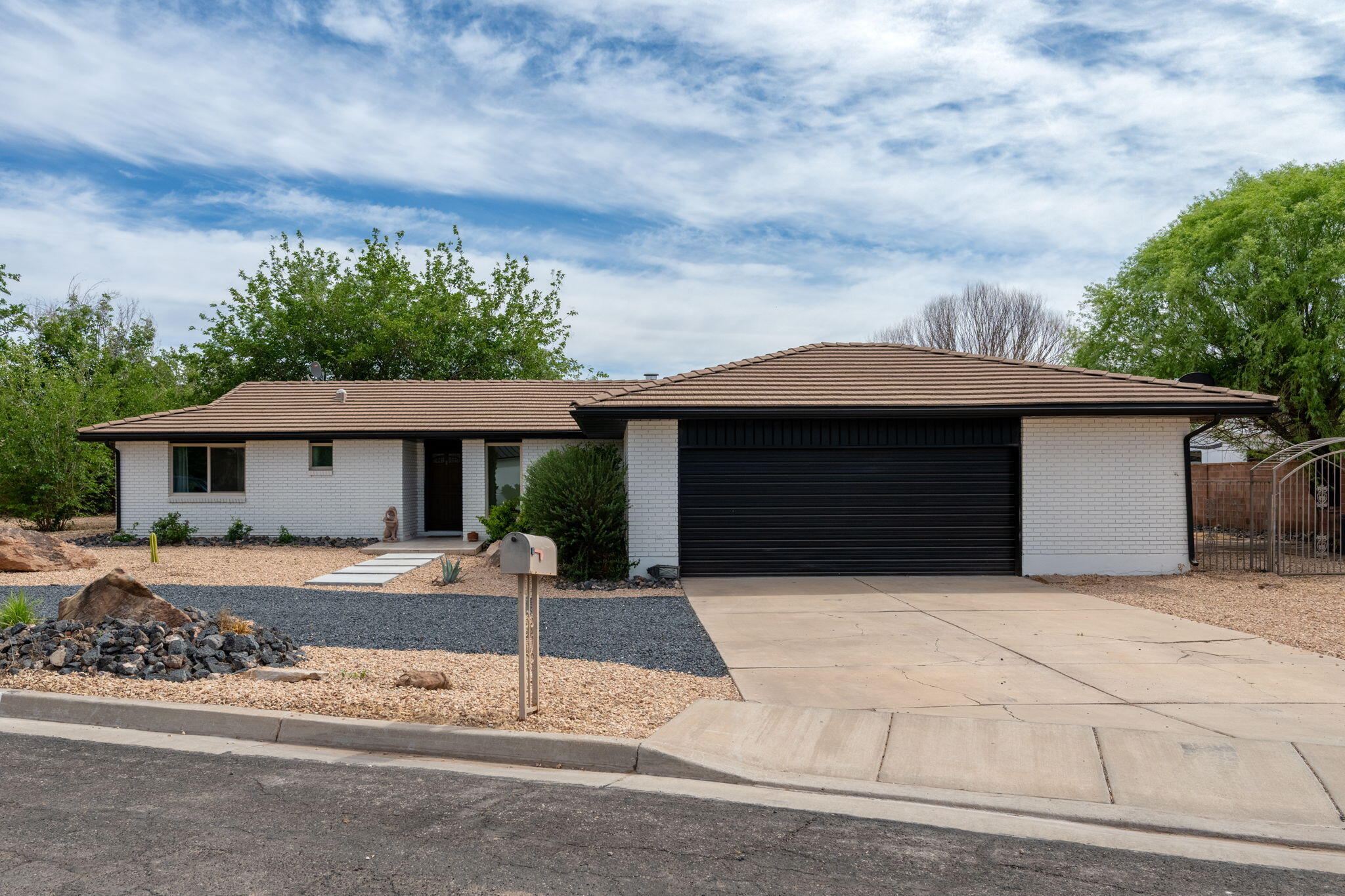 BLOOMINGTON RANCHES - Residential