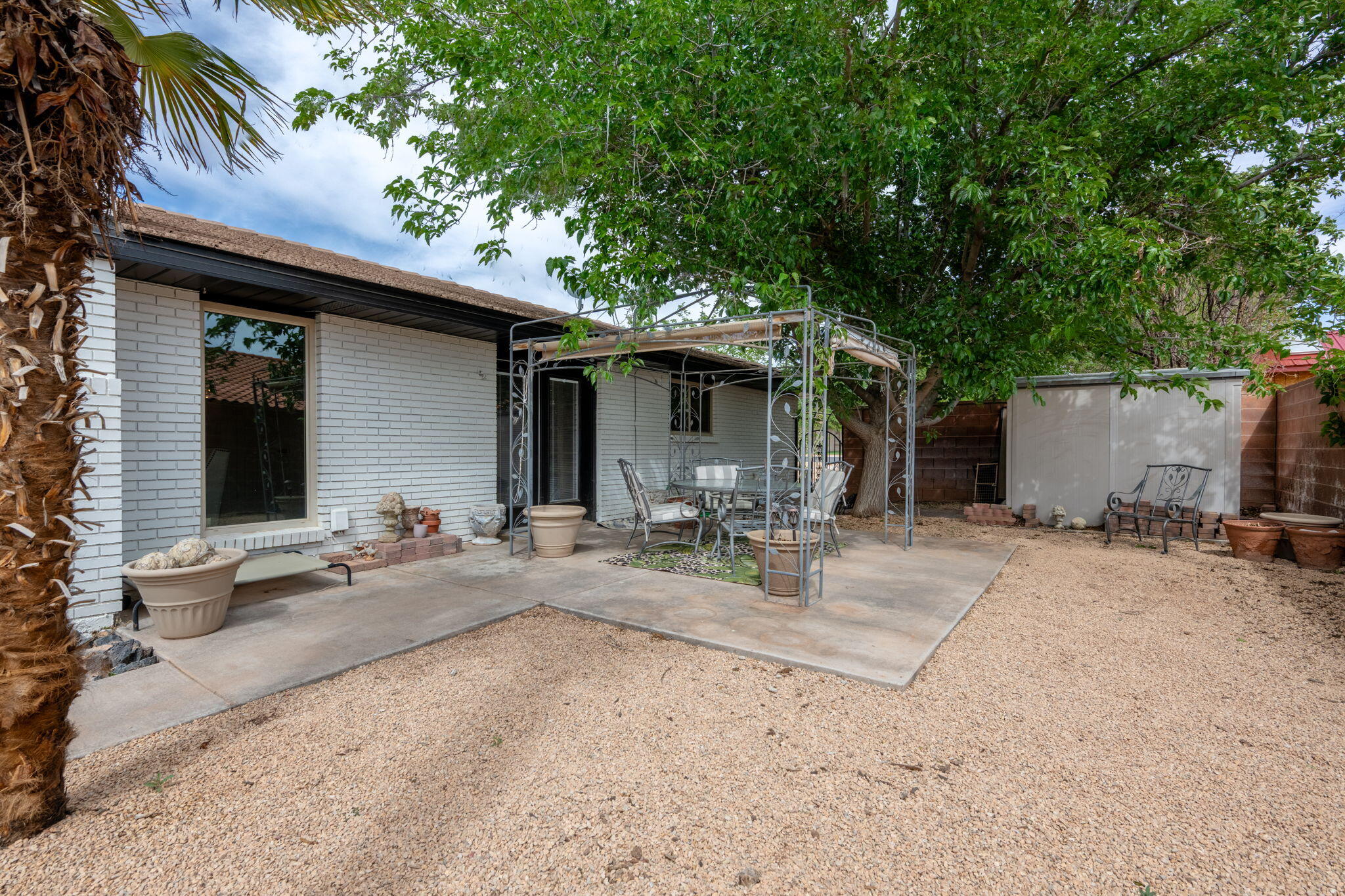 BLOOMINGTON RANCHES - Residential