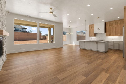 Tiny photo for 2886 E Rowan Ln, Saint George, UT 84790 (MLS # 26-274944)