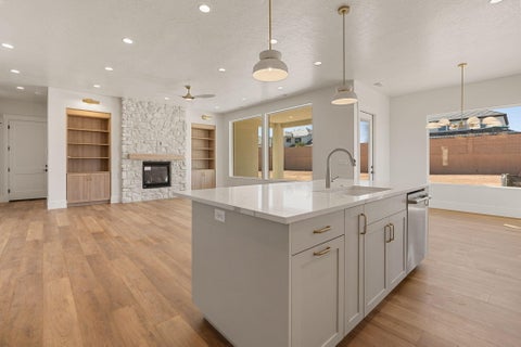 Tiny photo for 2886 E Rowan Ln, Saint George, UT 84790 (MLS # 26-274944)