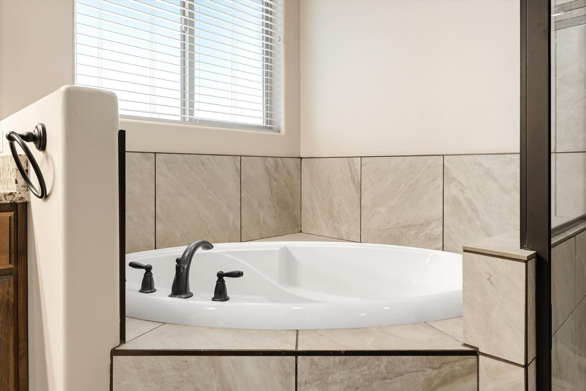 SKY RIDGE - Residential