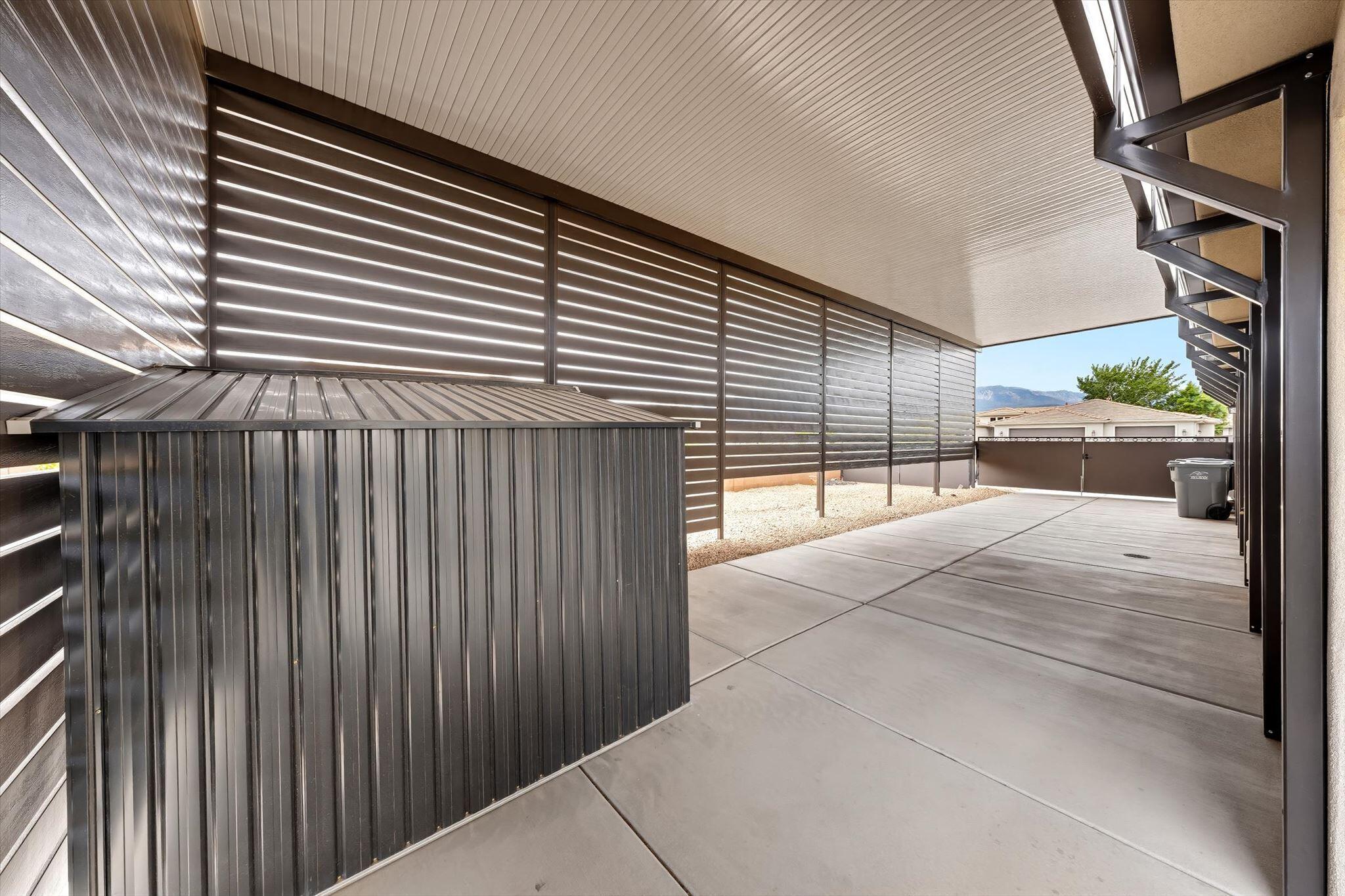 SKY RIDGE - Residential