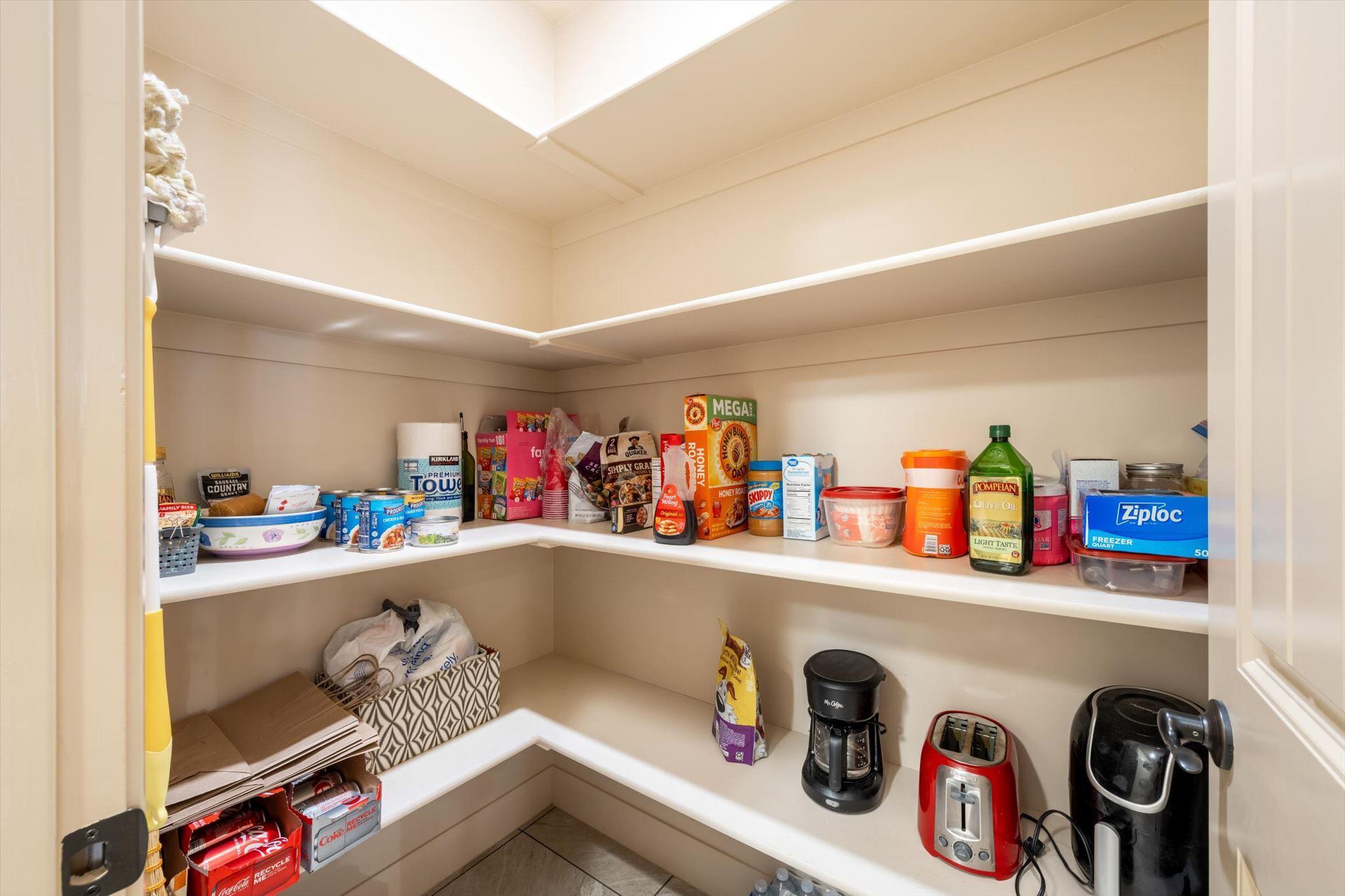 SKY RIDGE - Residential