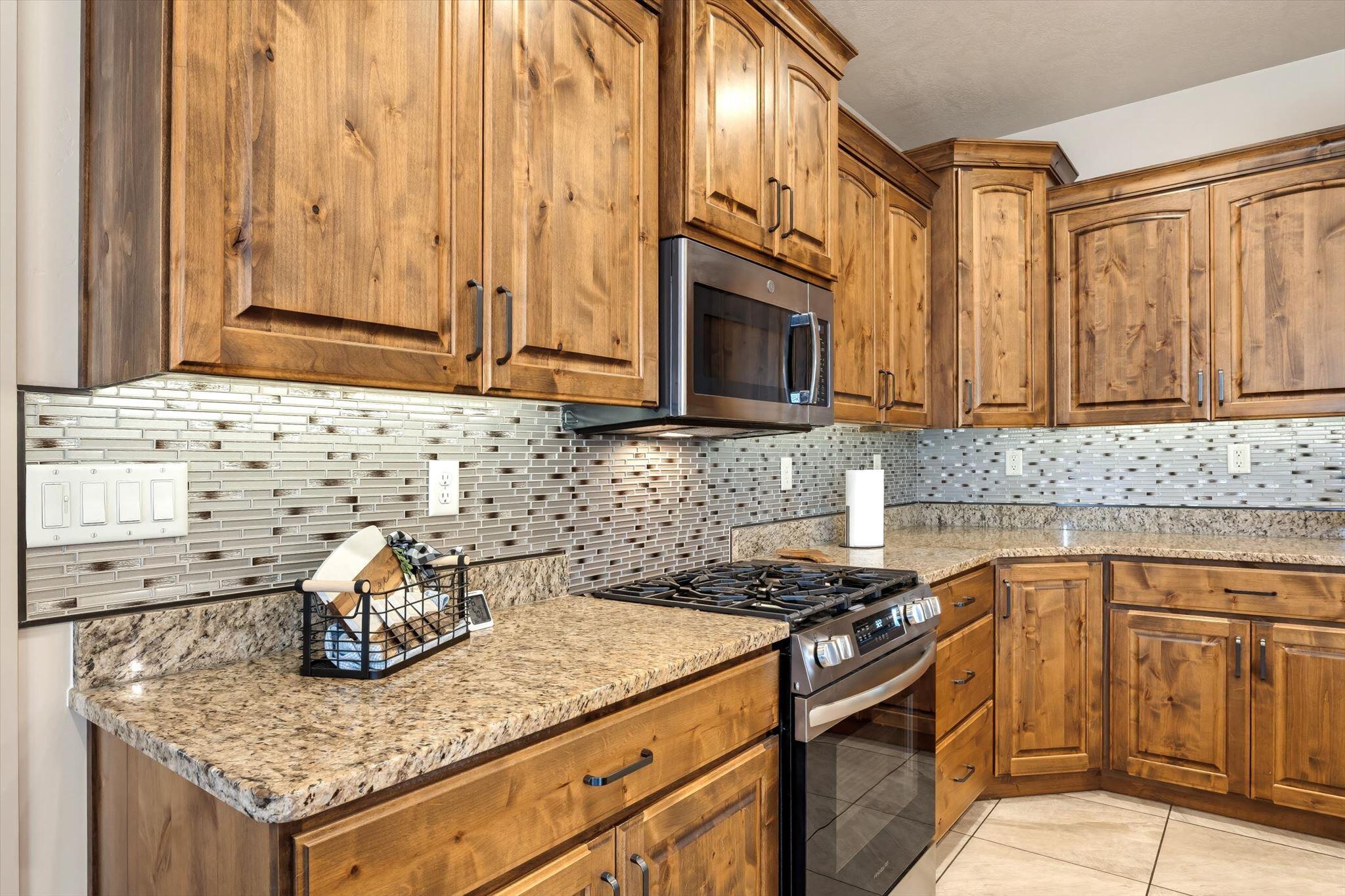 SKY RIDGE - Residential