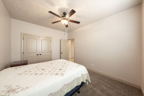 Tiny photo for 2707 W 220 N, Hurricane, UT 84737 (MLS # 26-271802)