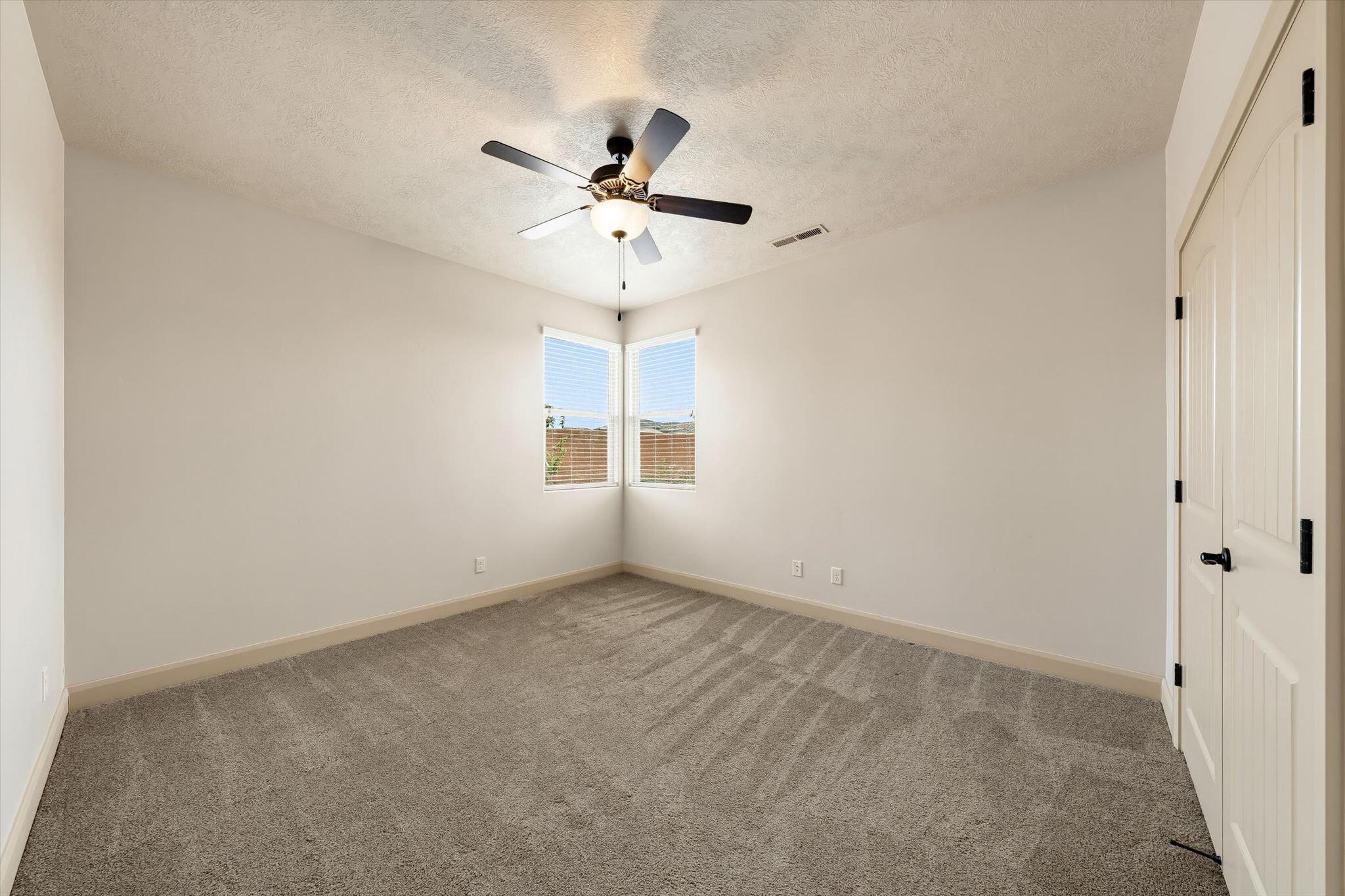 SKY RIDGE - Residential