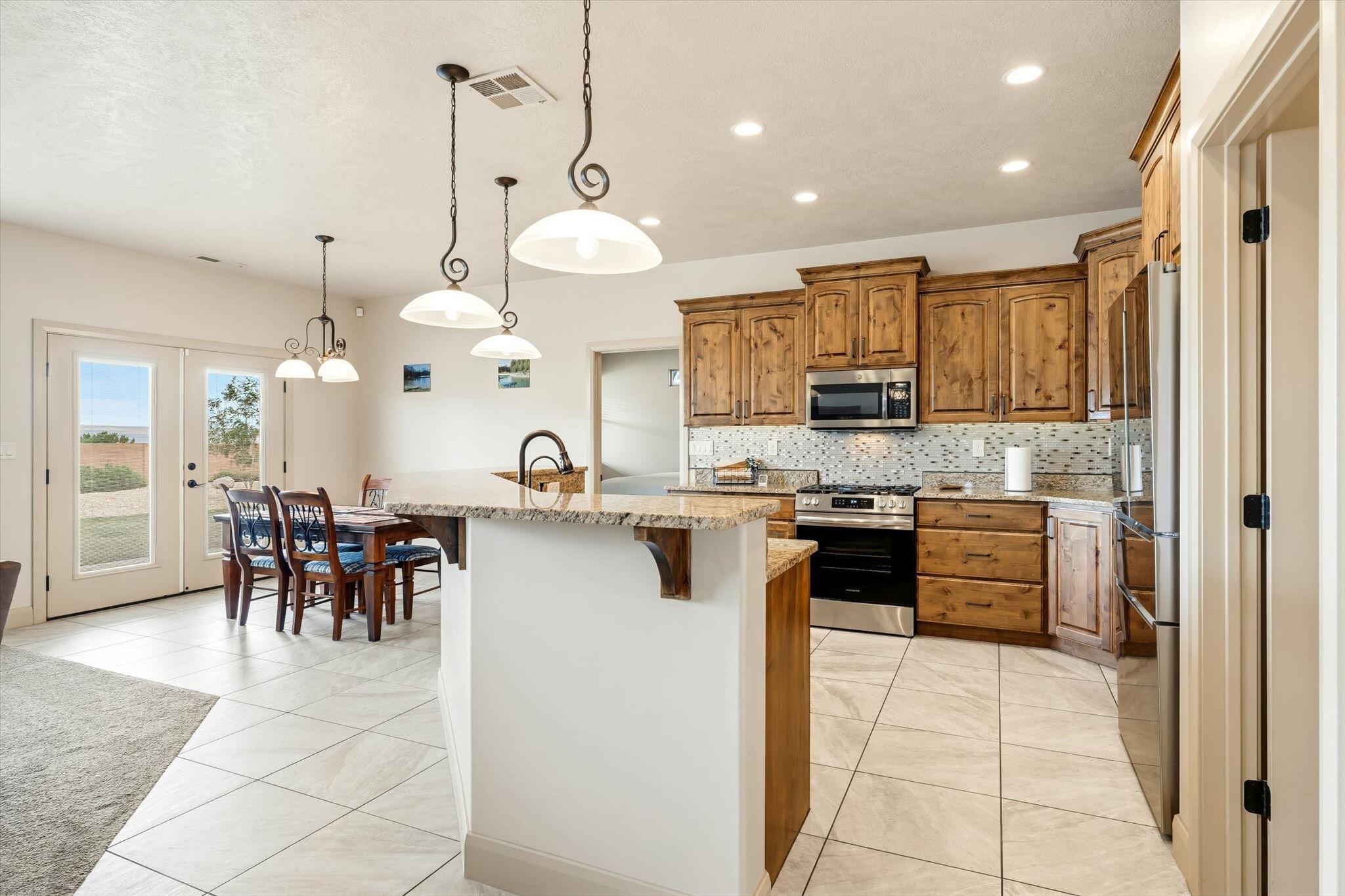 SKY RIDGE - Residential