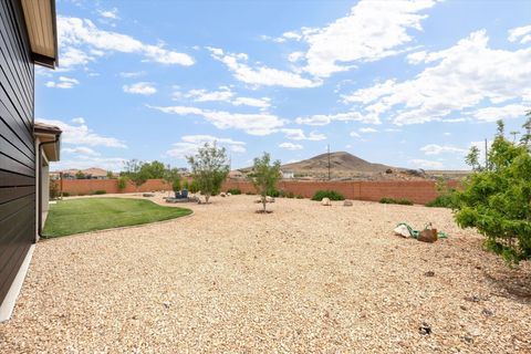 Tiny photo for 2707 W 220 N, Hurricane, UT 84737 (MLS # 26-271802)