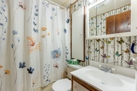 Tiny photo for 1150 W Red Hills #114, Washington, UT 84780 (MLS # 26-270315)