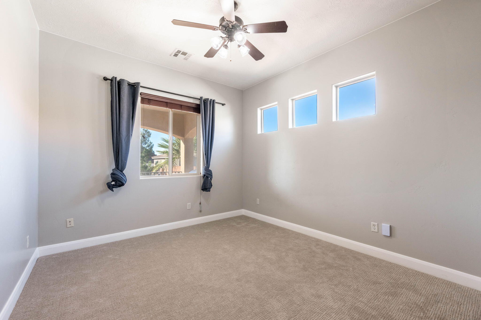 SILVER FALLS AT WASHINGTON BENCH - Residential