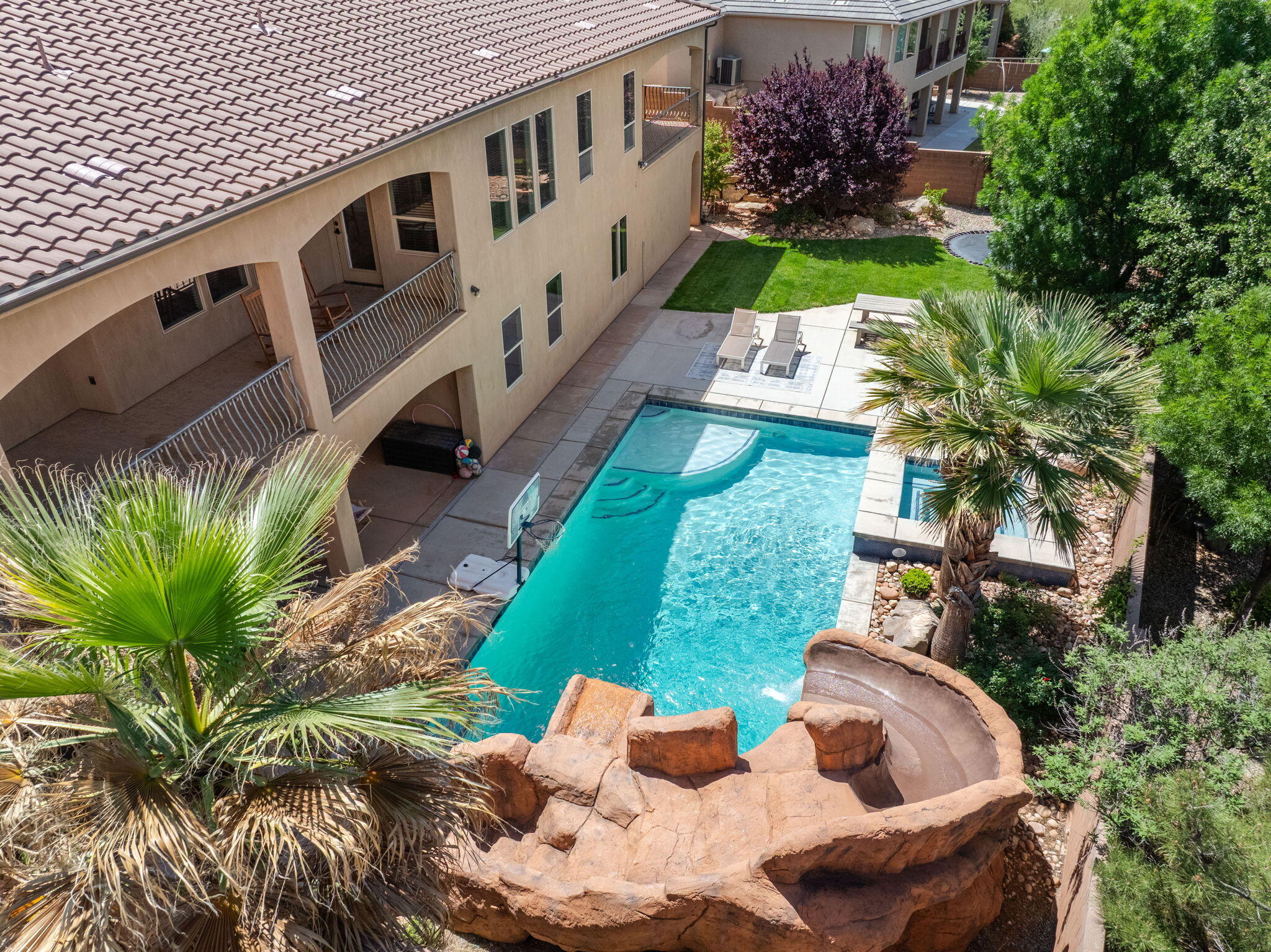 SILVER FALLS AT WASHINGTON BENCH - Residential