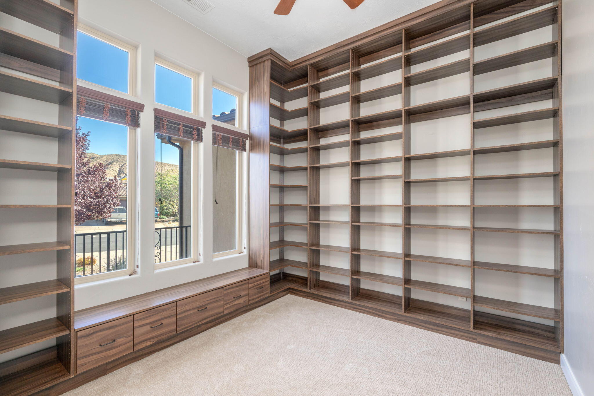 SILVER FALLS AT WASHINGTON BENCH - Residential