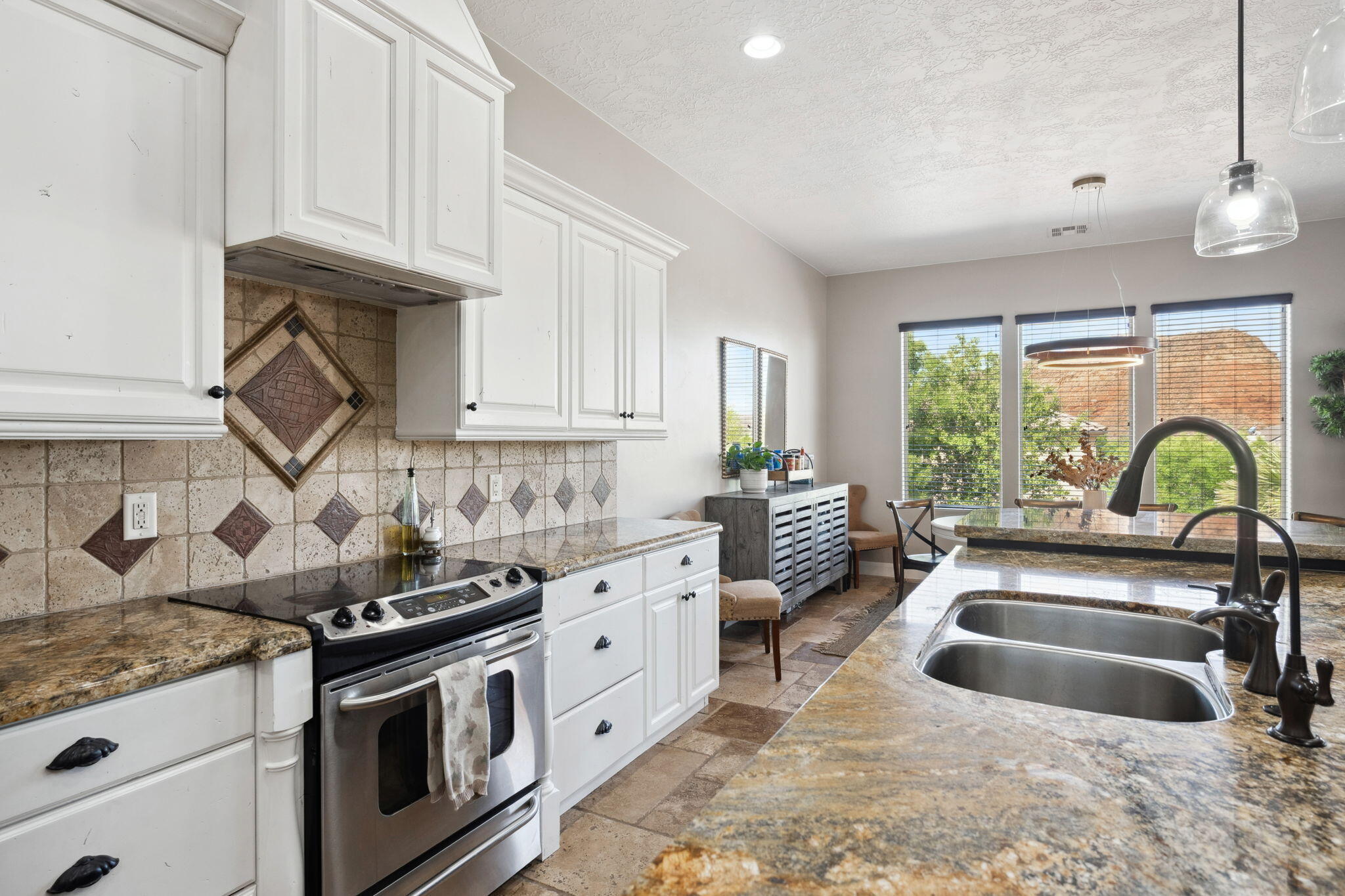 SILVER FALLS AT WASHINGTON BENCH - Residential