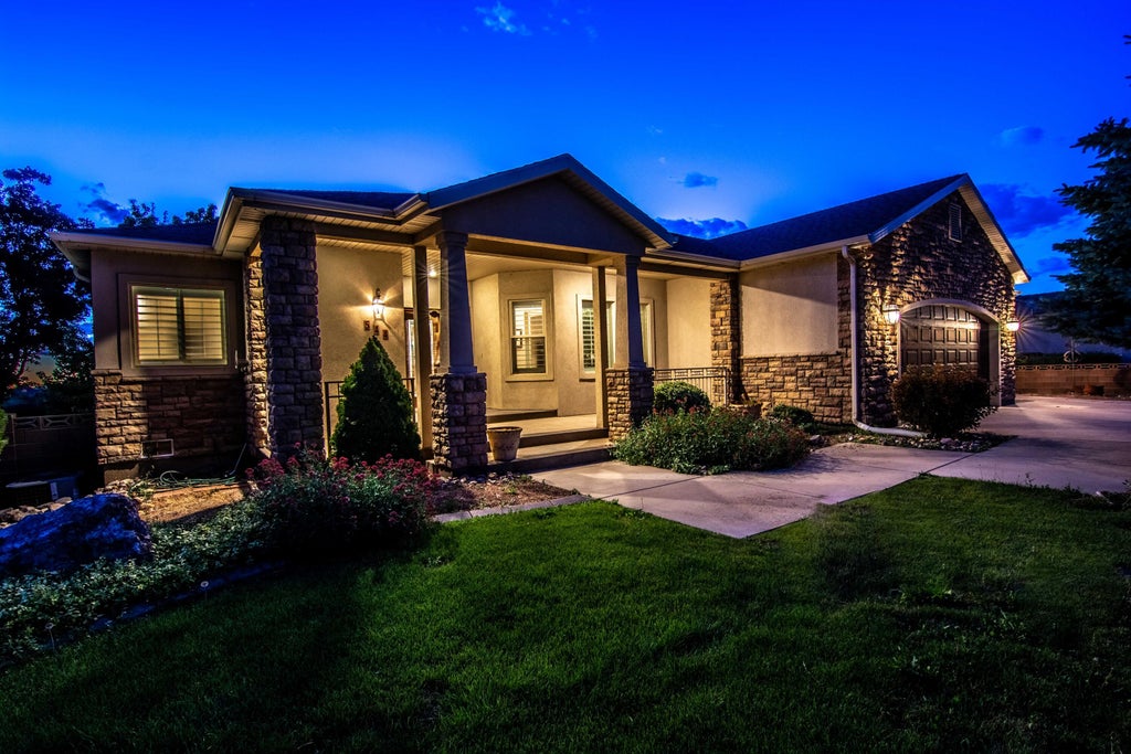 Photo of 544 S Legacy Park Ave, Cedar City, UT 84720 (MLS # 26-273388)