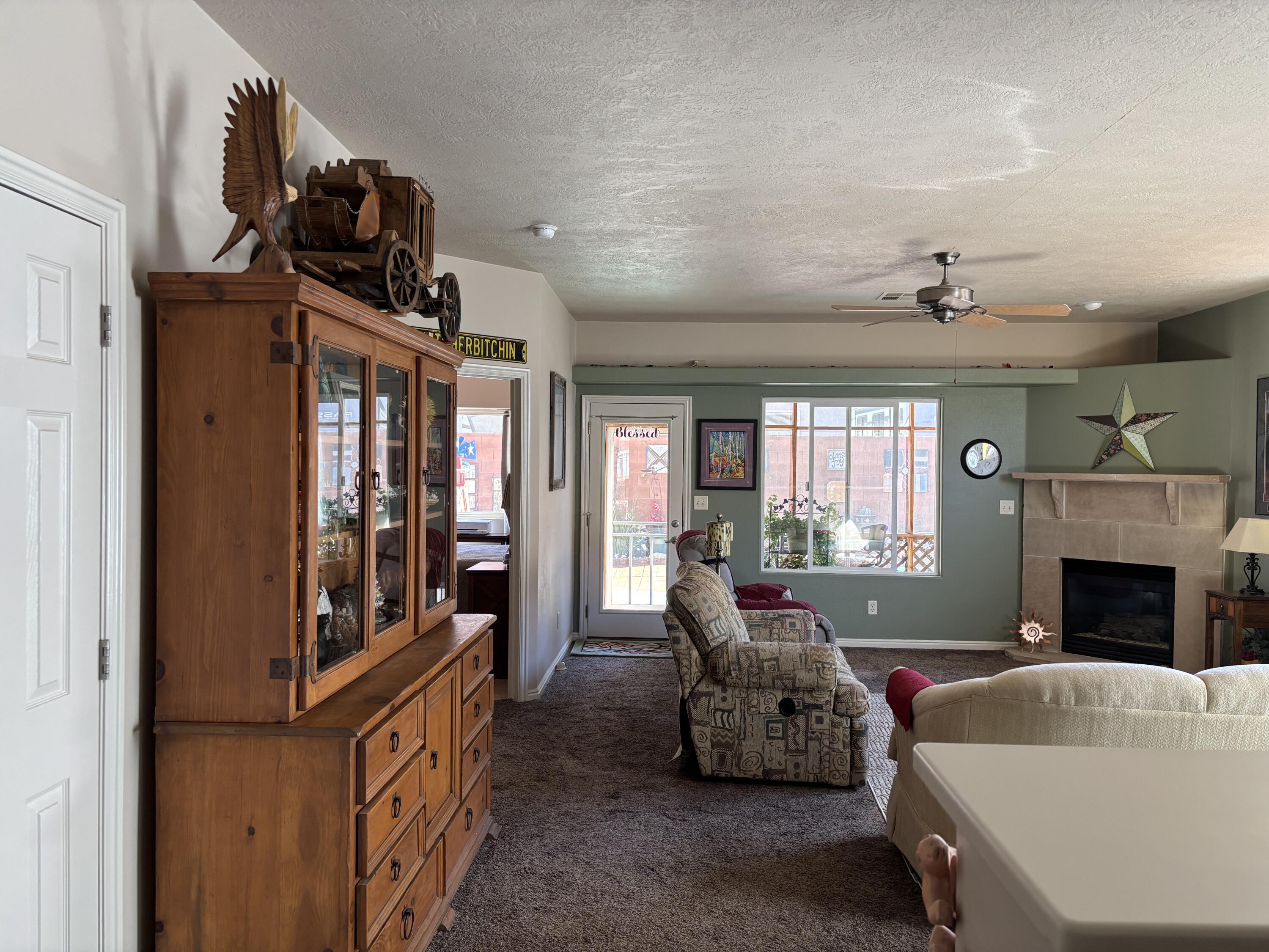 SHADOW CANYON - Residential