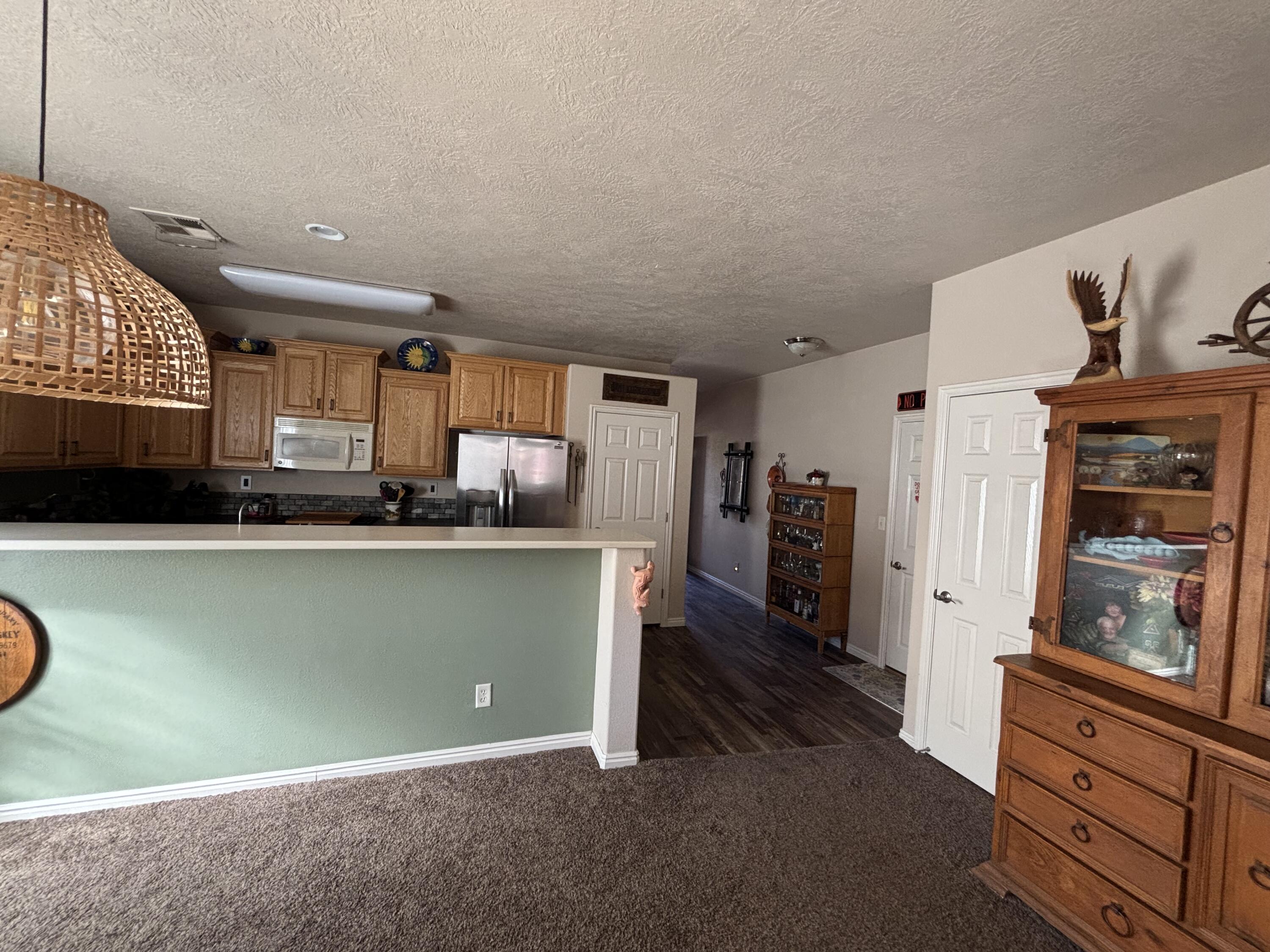 SHADOW CANYON - Residential