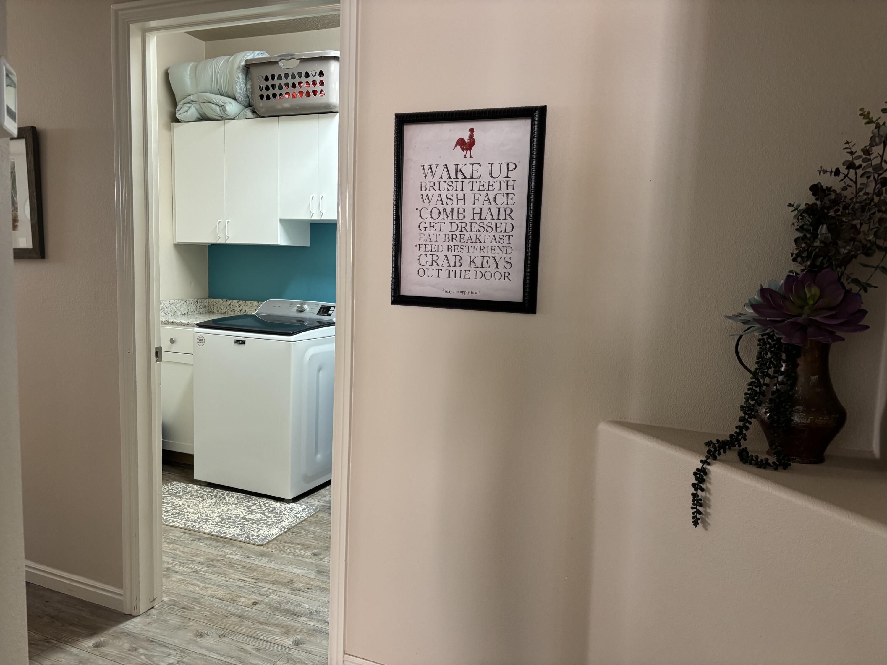 SHADOW CANYON - Residential