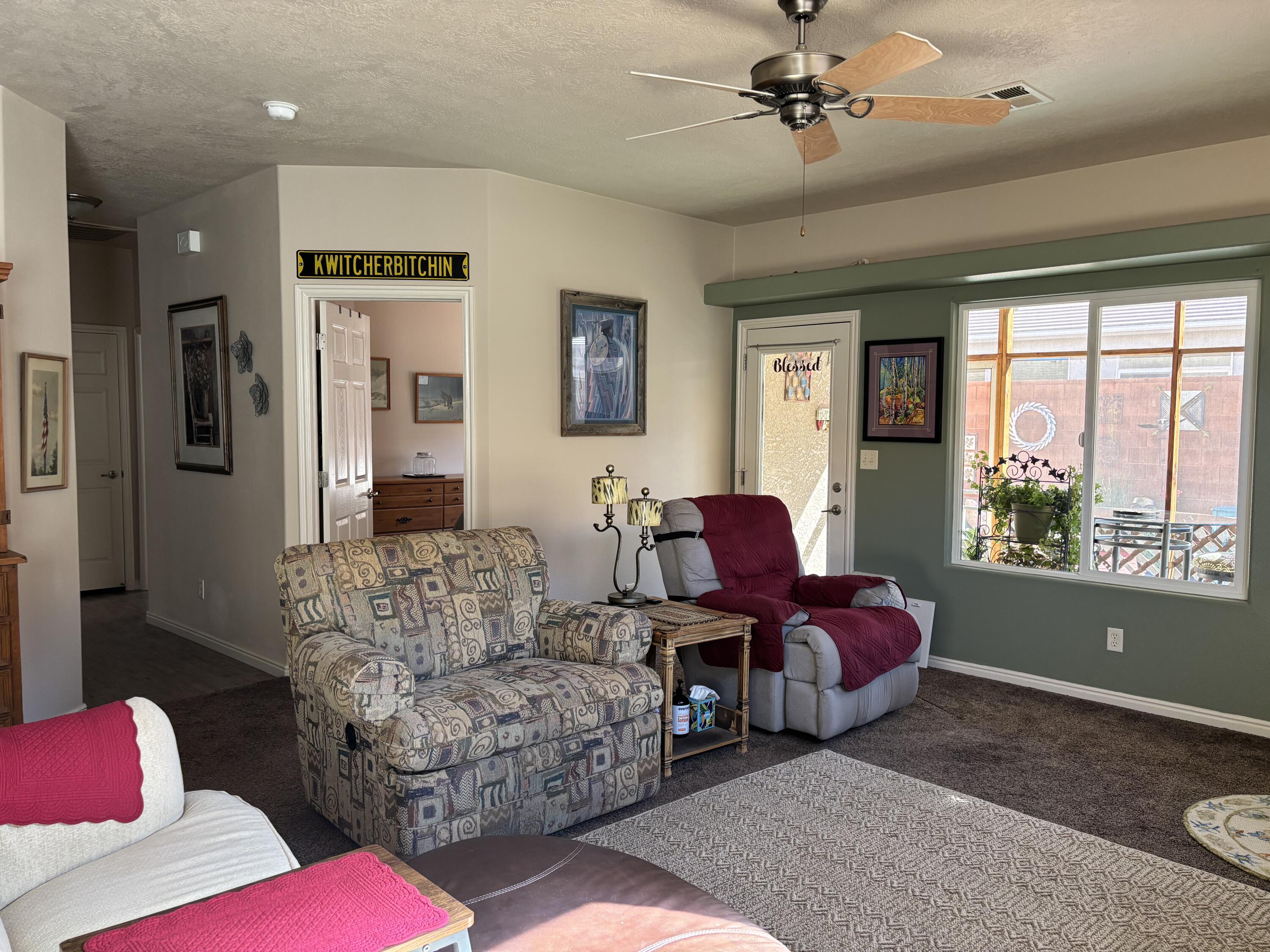 SHADOW CANYON - Residential