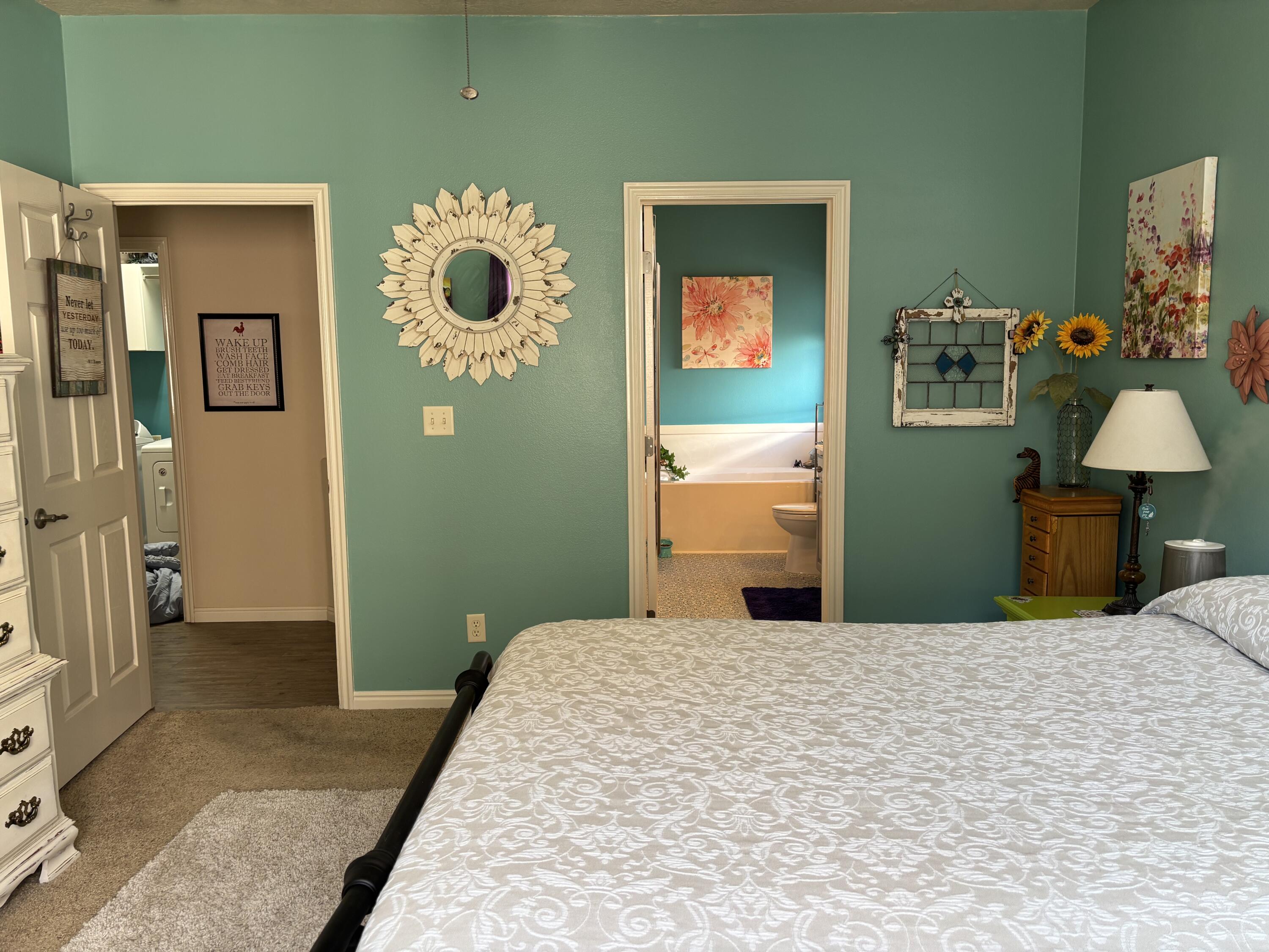 SHADOW CANYON - Residential