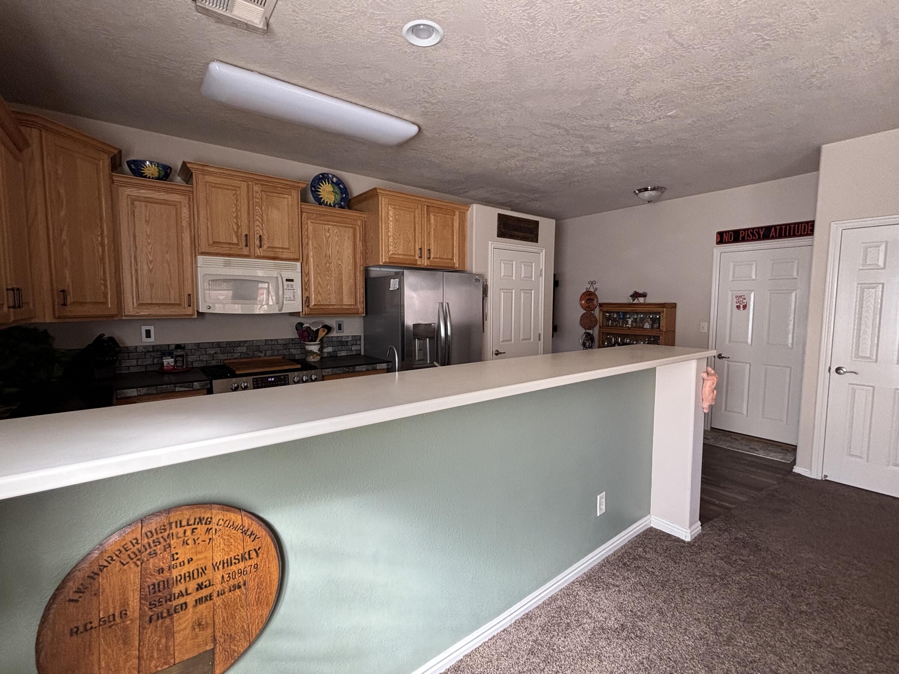 SHADOW CANYON - Residential