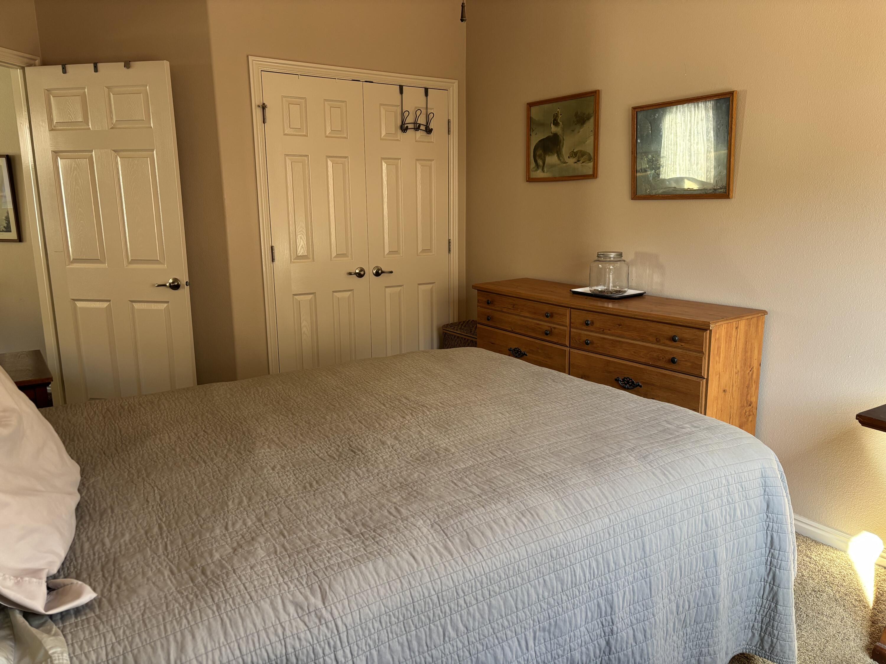 SHADOW CANYON - Residential