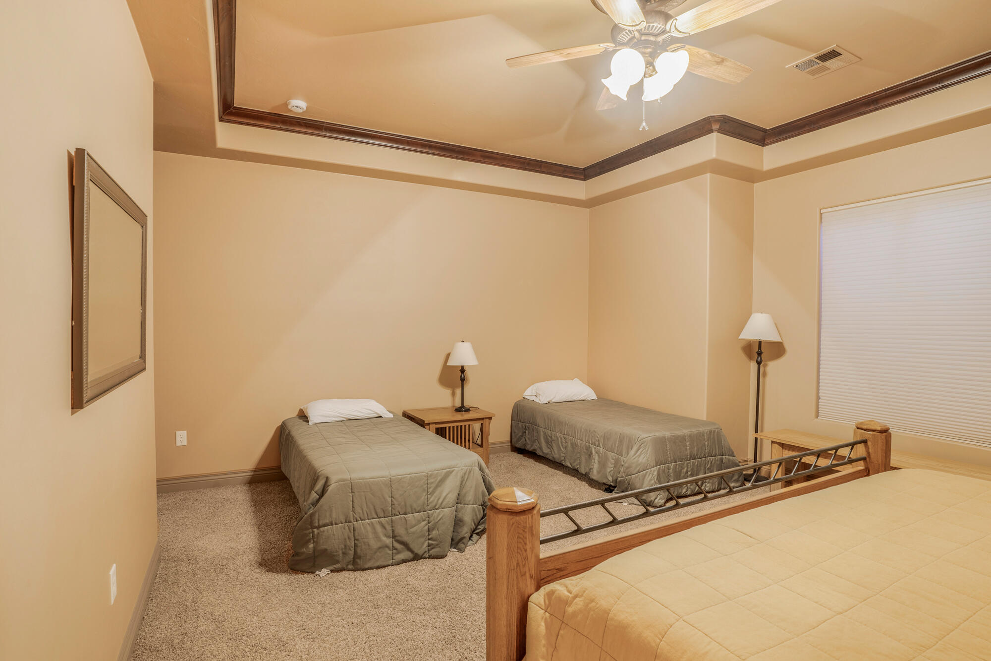 STONE CLIFF - Residential