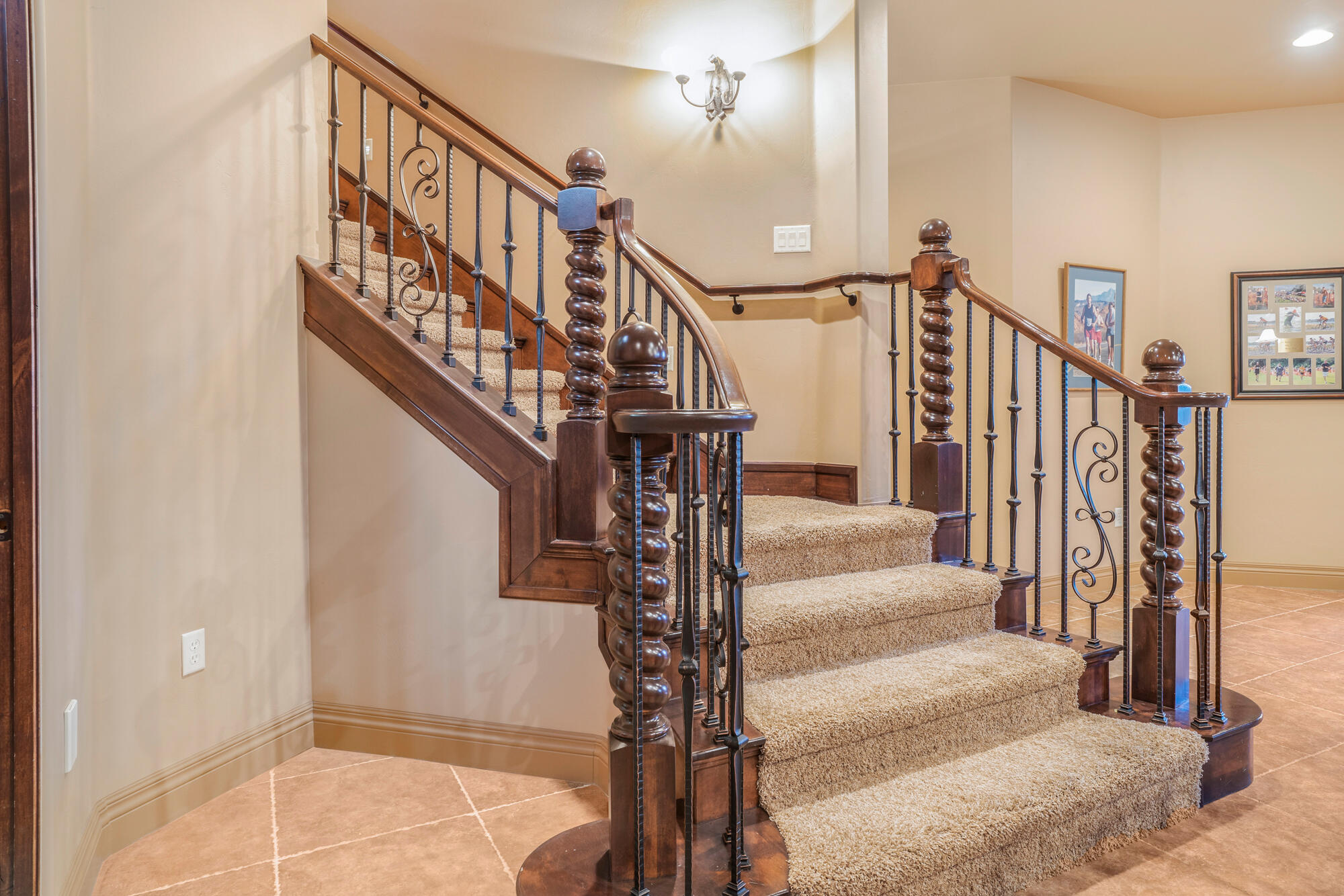 STONE CLIFF - Residential