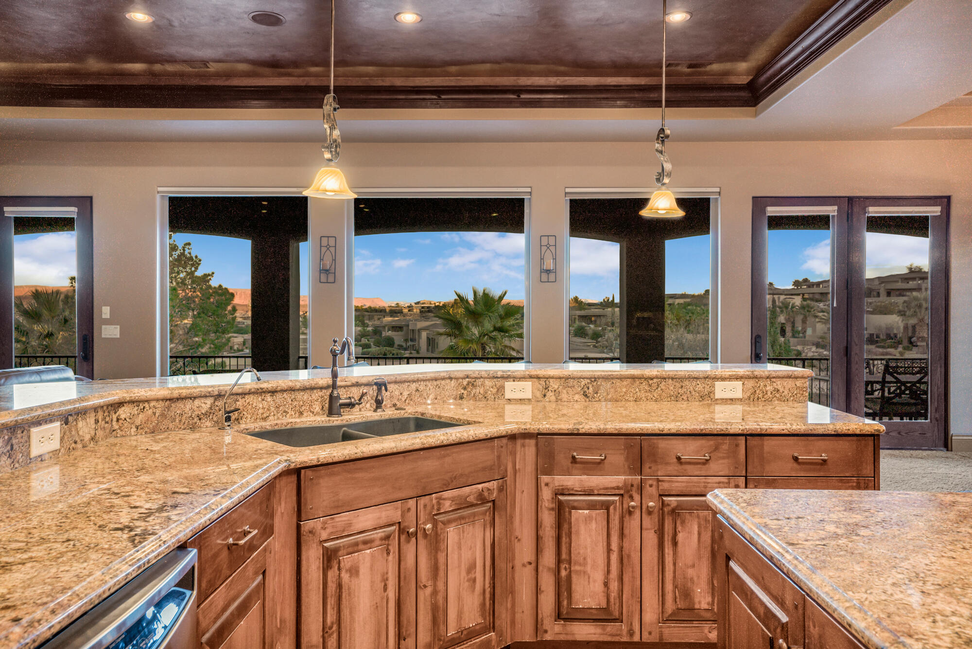 STONE CLIFF - Residential