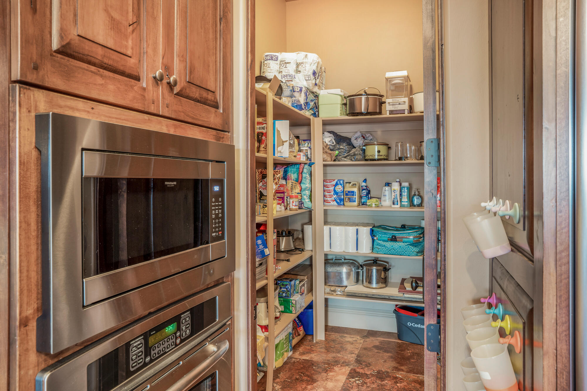 STONE CLIFF - Residential