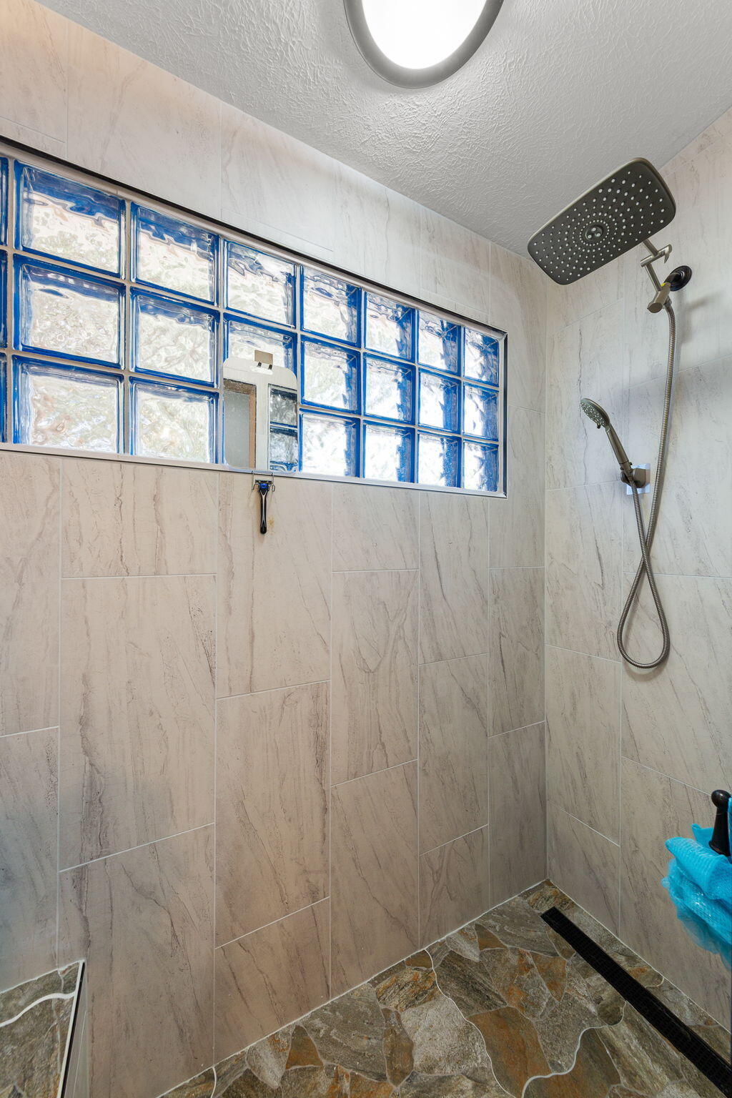 MIDDLETON TOWN - Residential