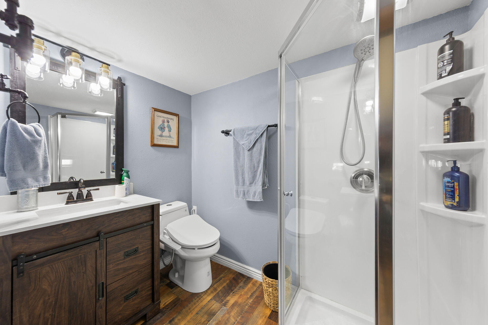 MIDDLETON TOWN - Residential