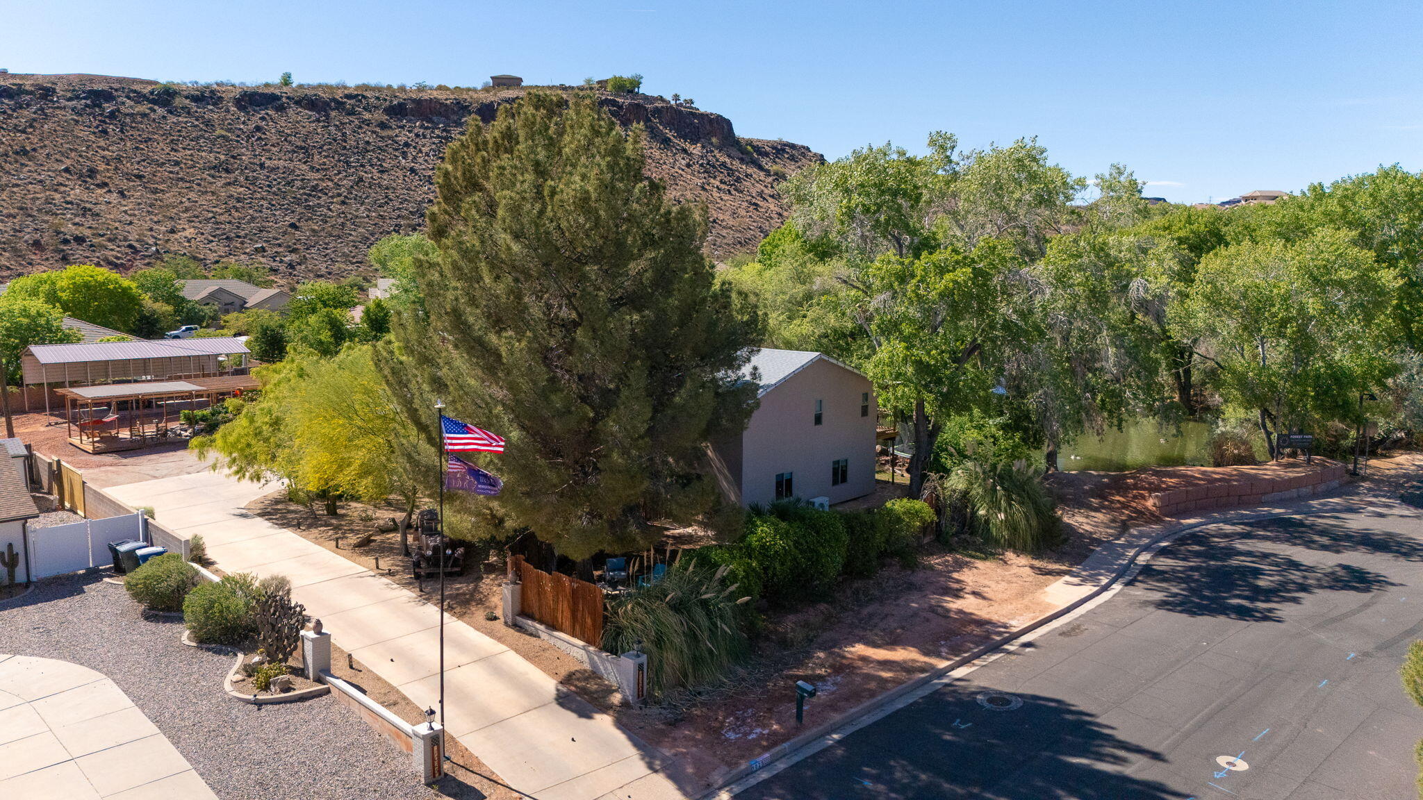 MIDDLETON TOWN - Residential