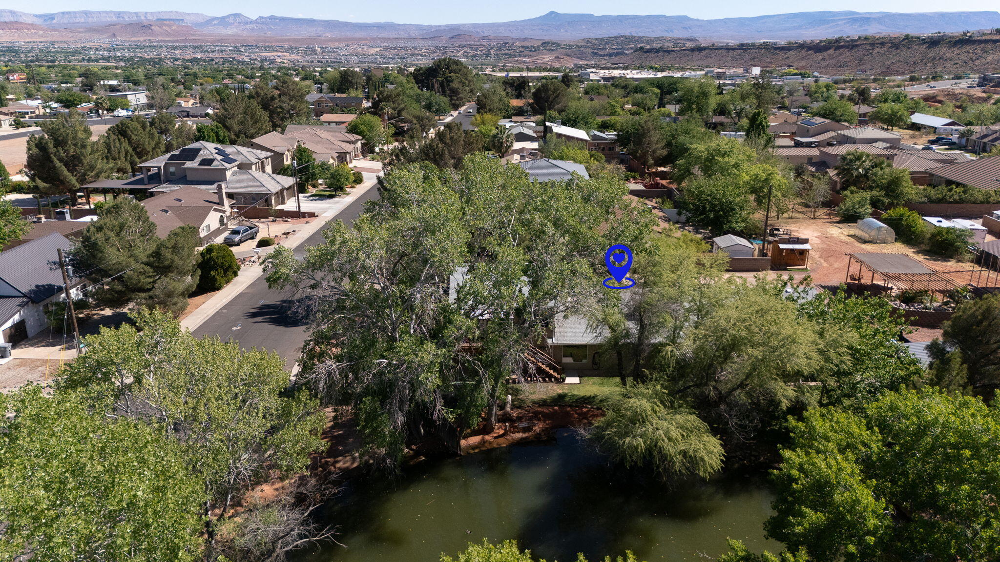 MIDDLETON TOWN - Residential